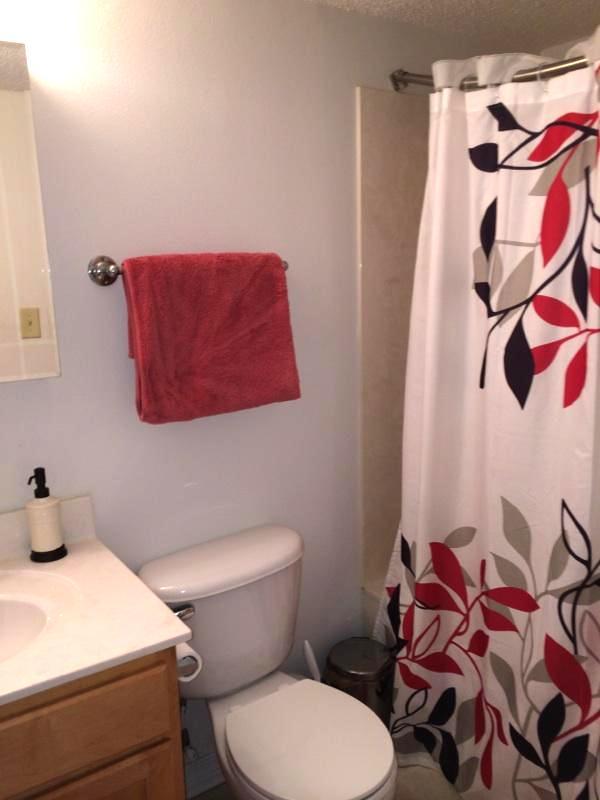 06-2S-23-5070-0000-035B - Residential Lease