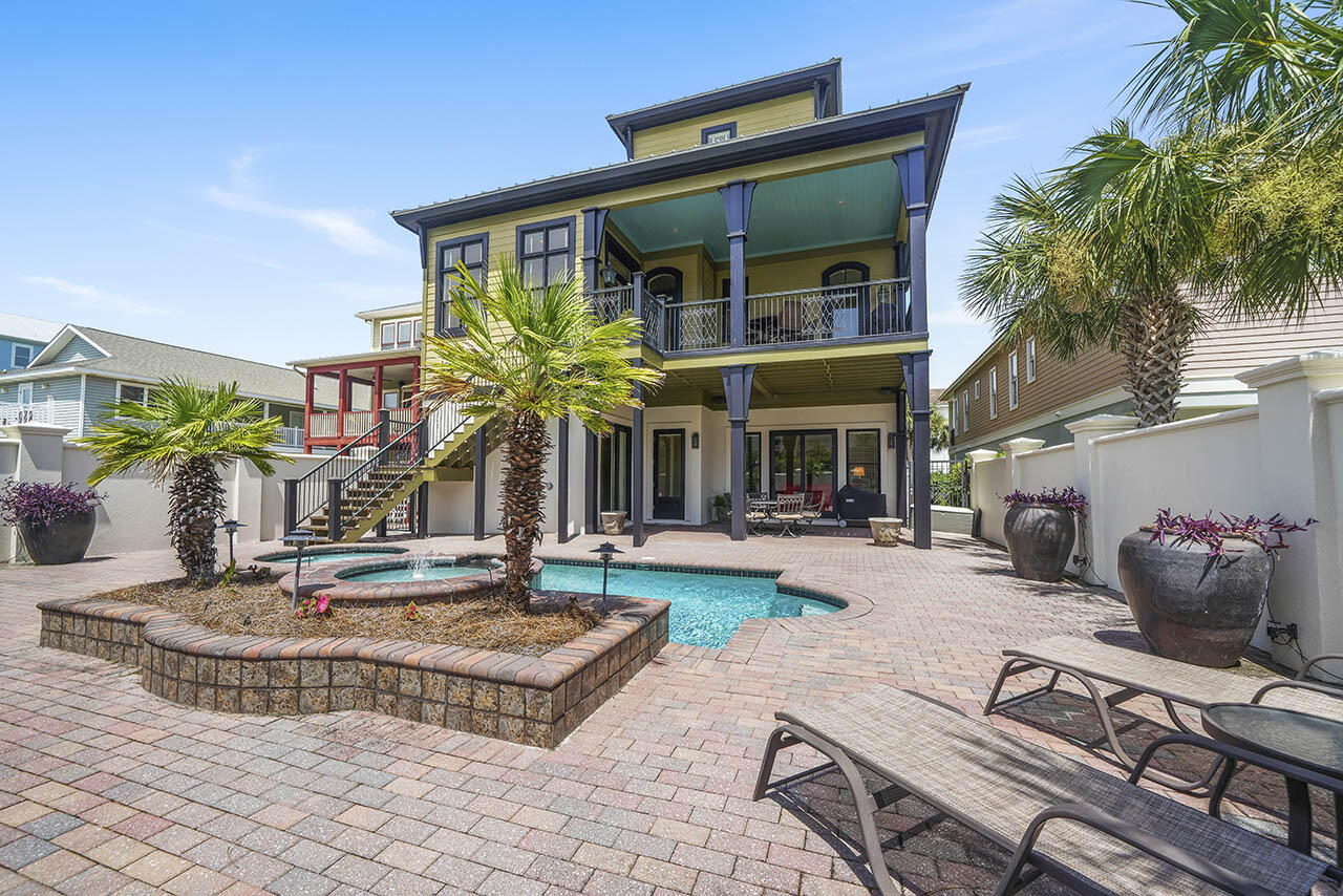 Sandtrap Road - Residential
