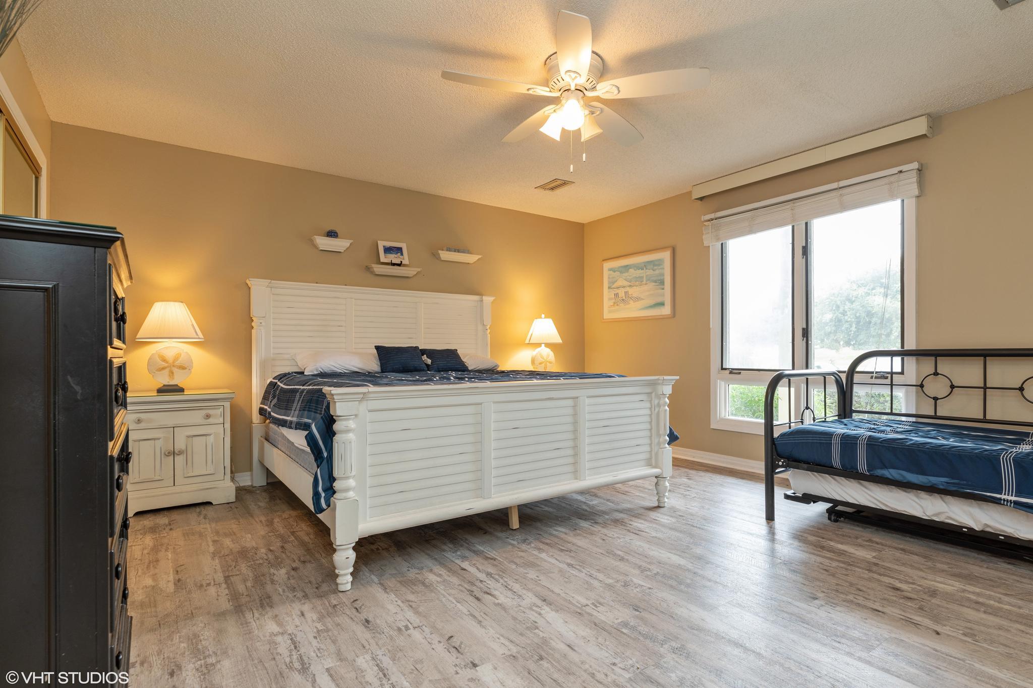 Seascape Condo Phase 6-B - Residential