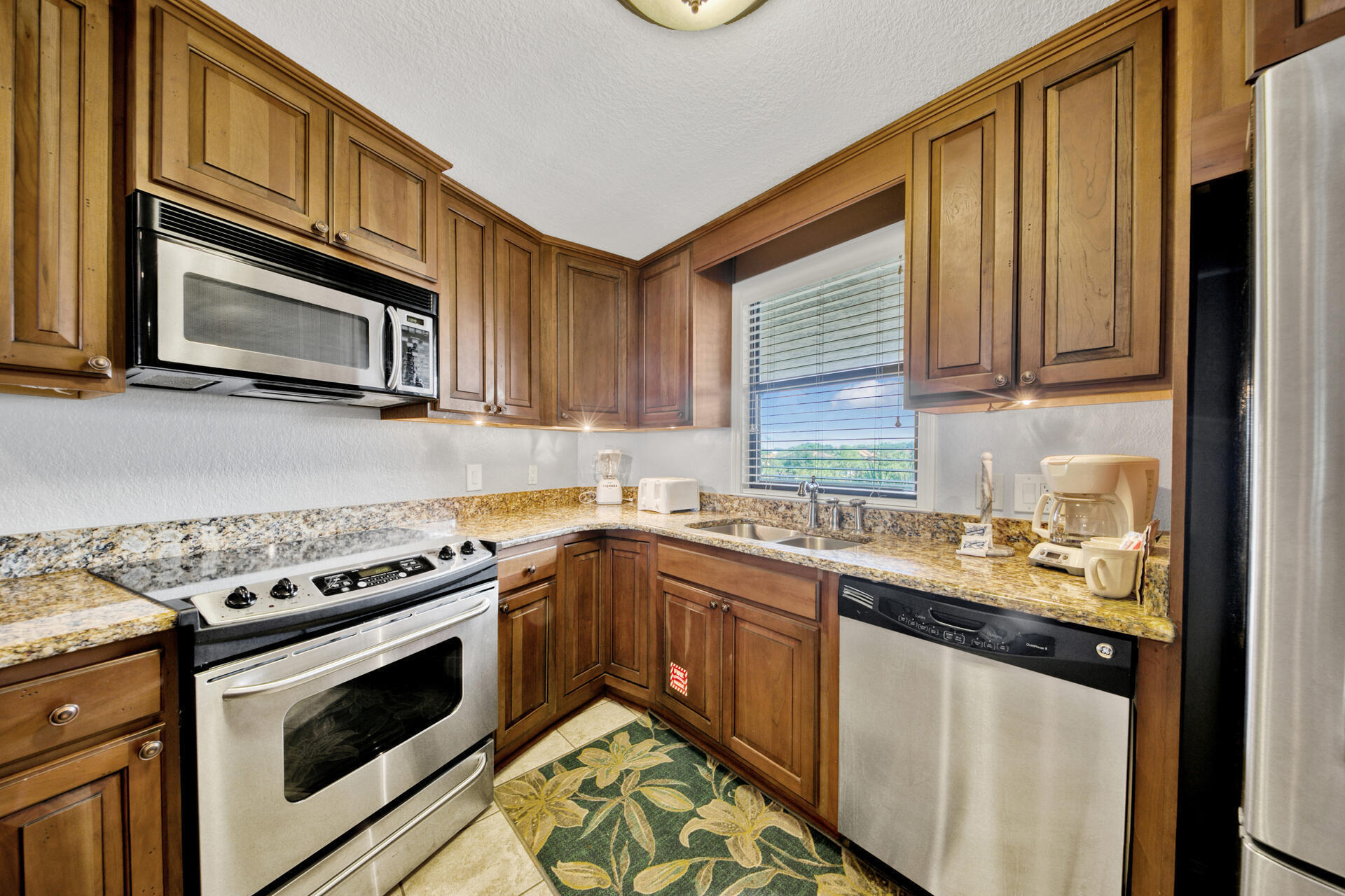 BEACHSIDE 1 CONDO - Residential