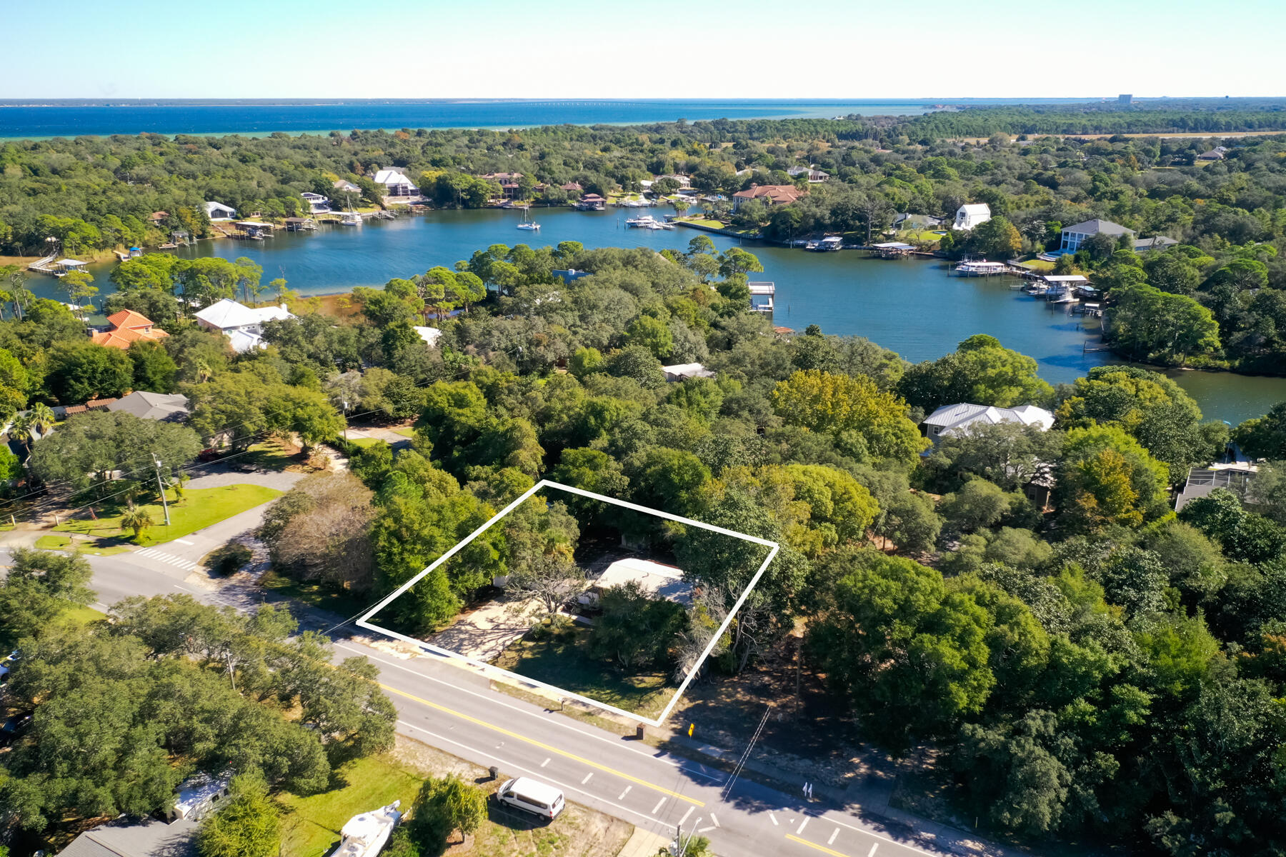 KELLYS ADDN TO DESTIN - Residential