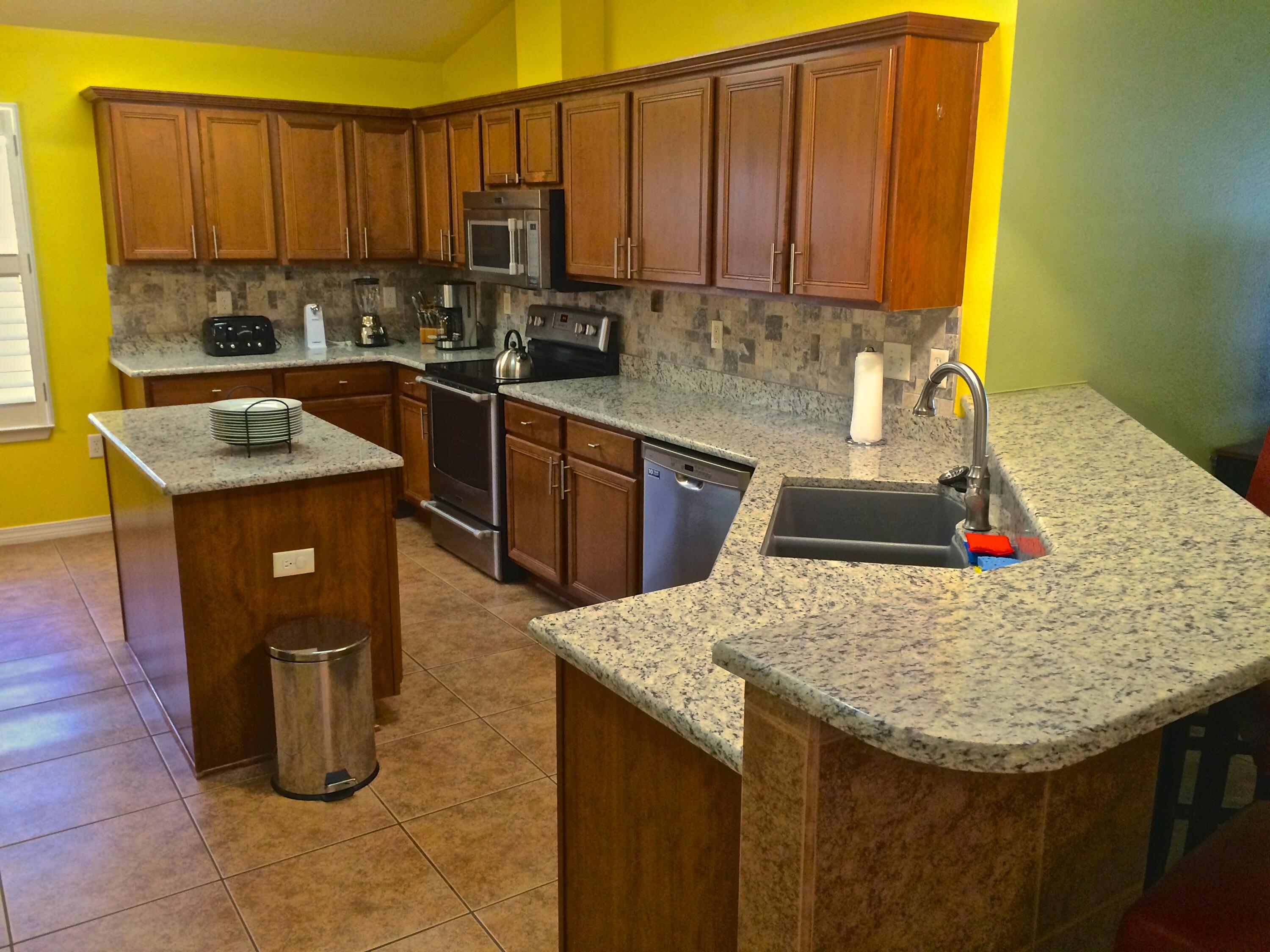 PARADISE RETREAT - Residential