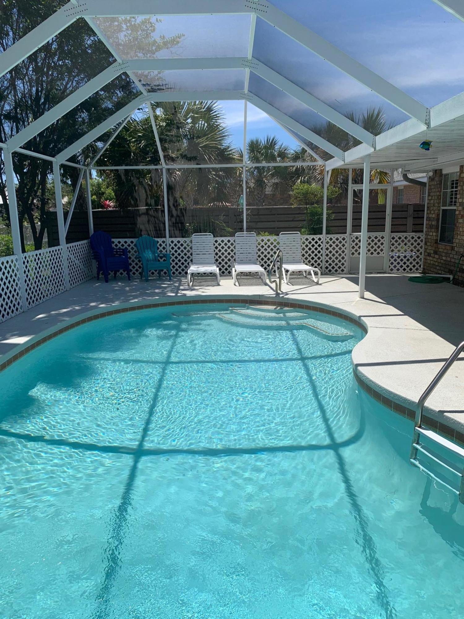 PARADISE RETREAT - Residential