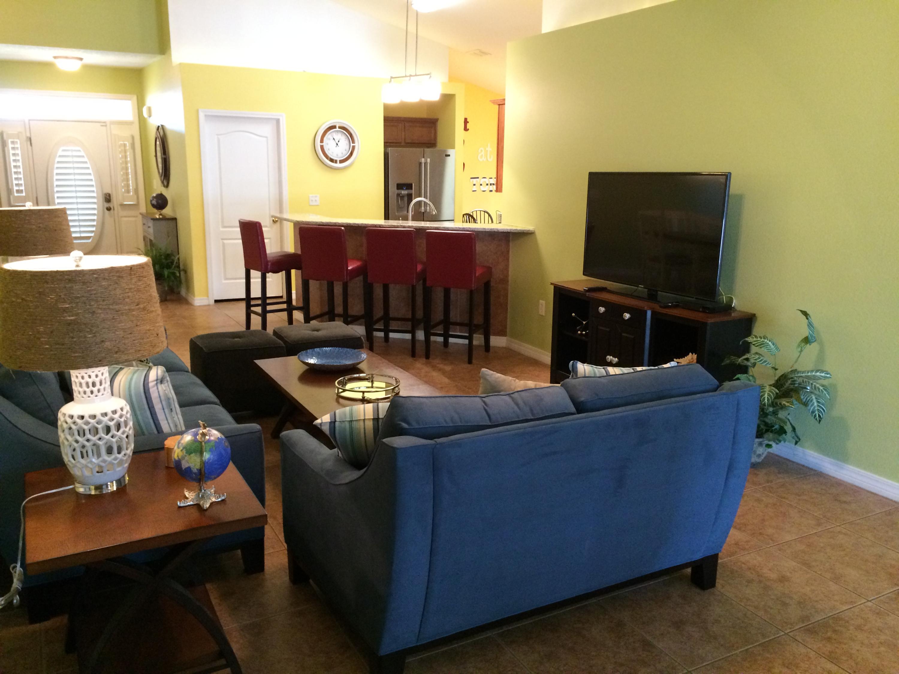 PARADISE RETREAT - Residential