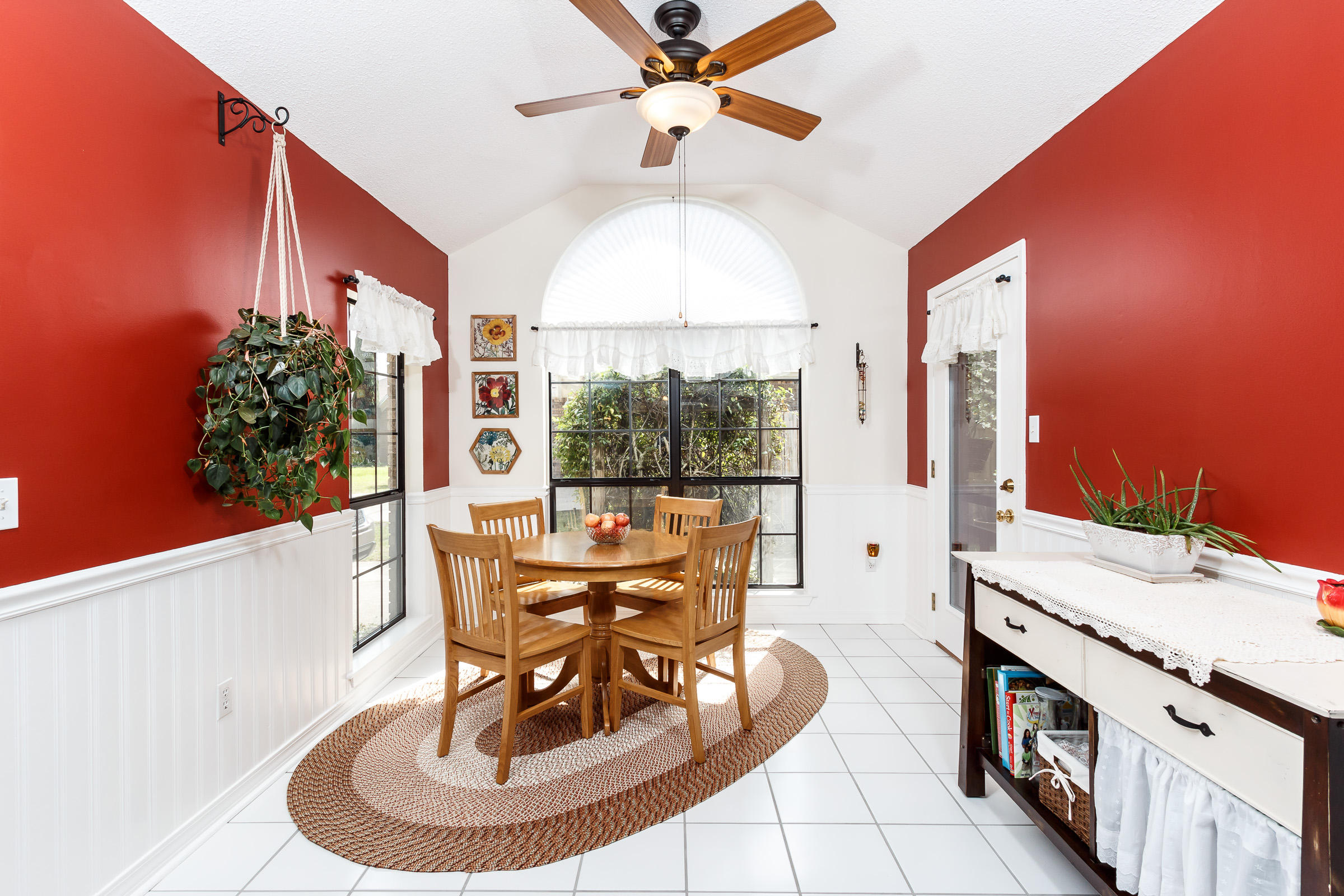 CASTELAR - Residential