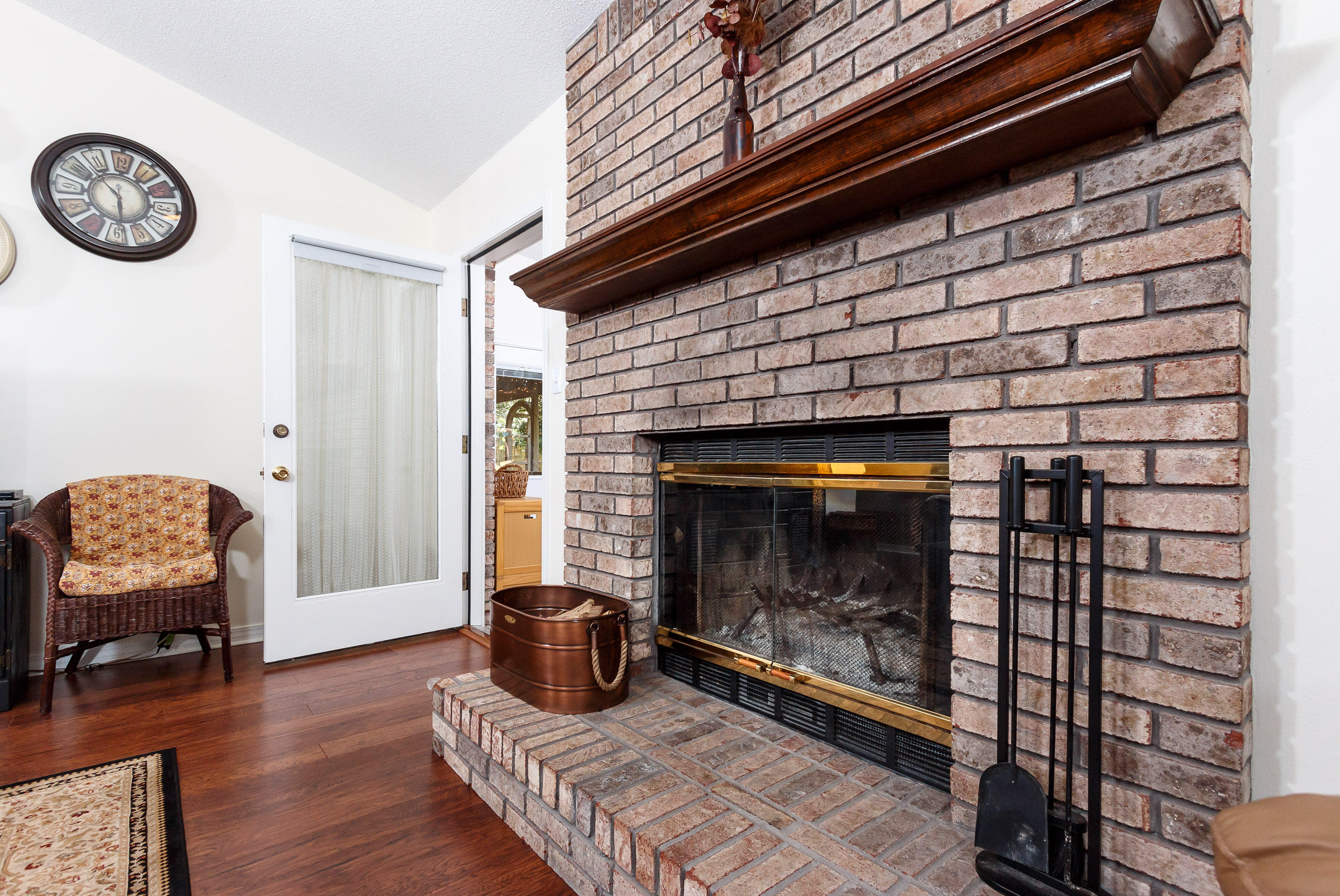 CASTELAR - Residential