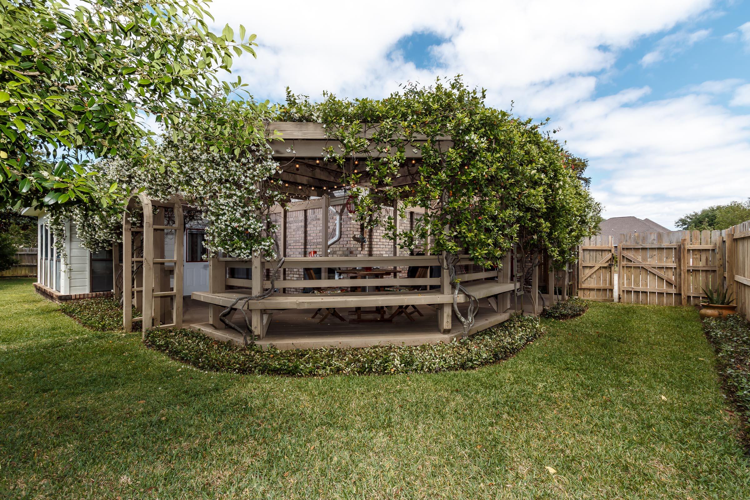 CASTELAR - Residential