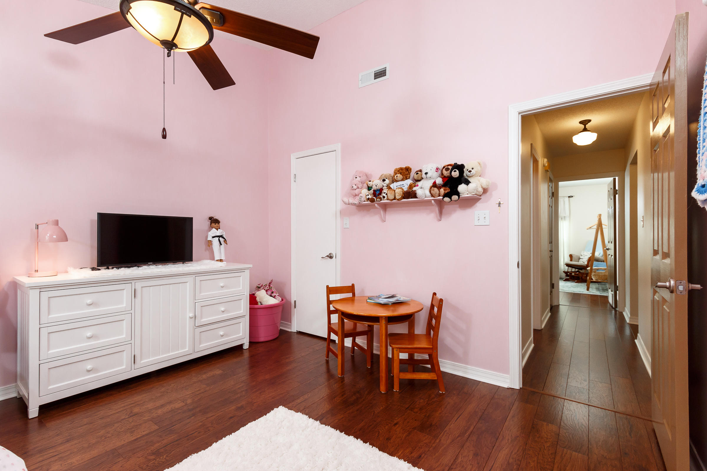 CASTELAR - Residential