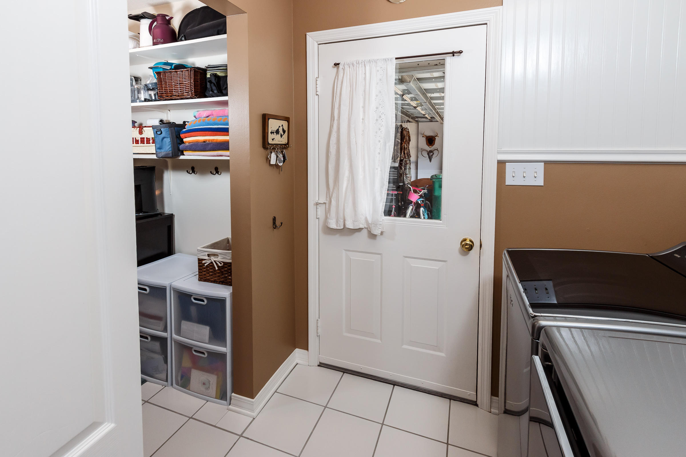 CASTELAR - Residential