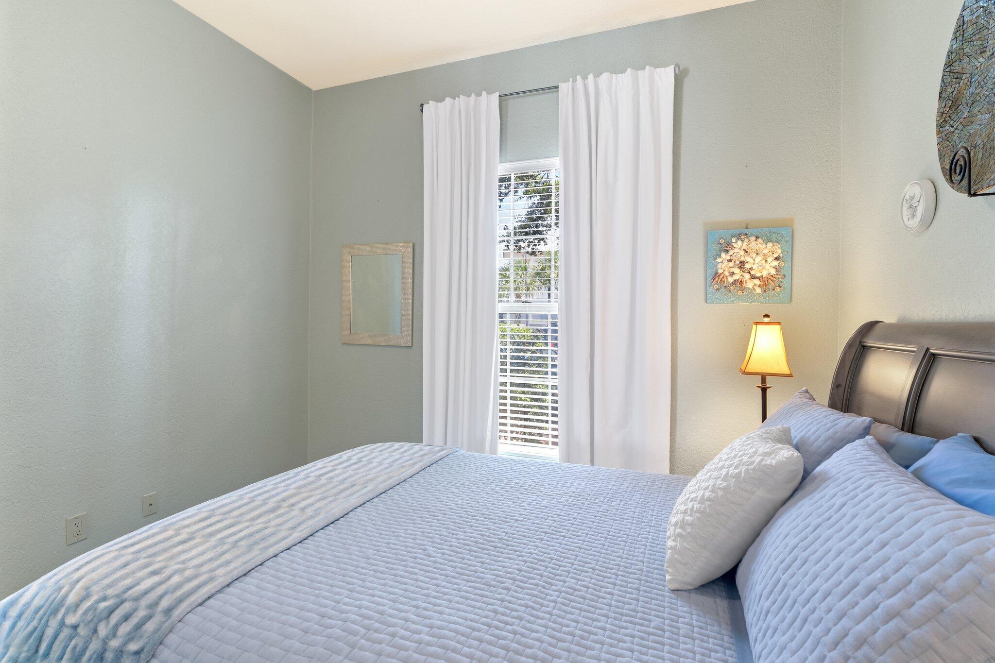 CRYSTAL COVE - Residential