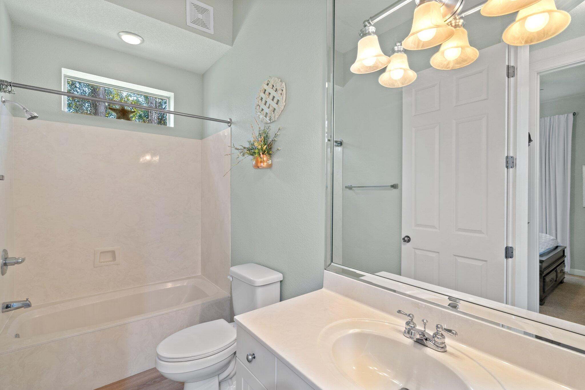 CRYSTAL COVE - Residential