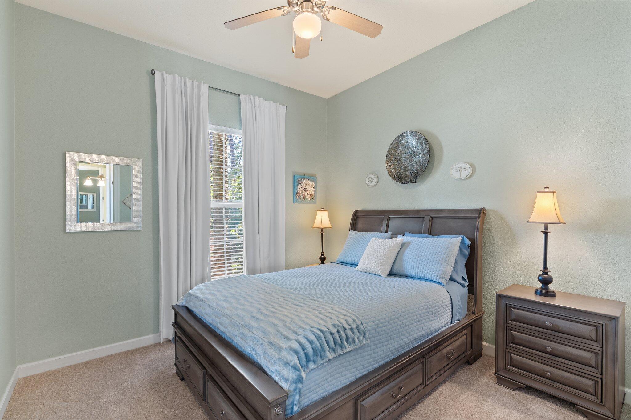 CRYSTAL COVE - Residential