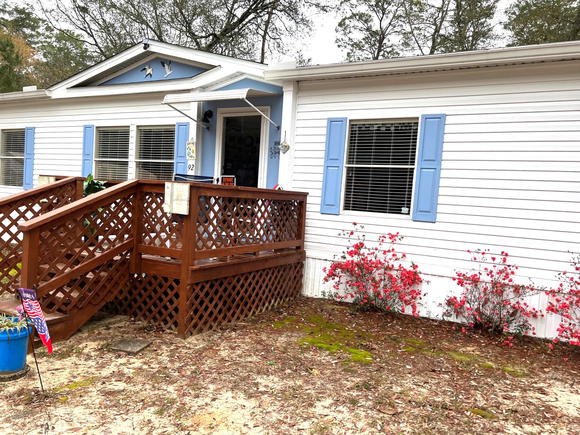 LEISURE LAKES - Residential