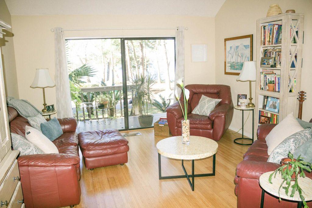 MARINA COVE VILLAGE PH 3 - Residential