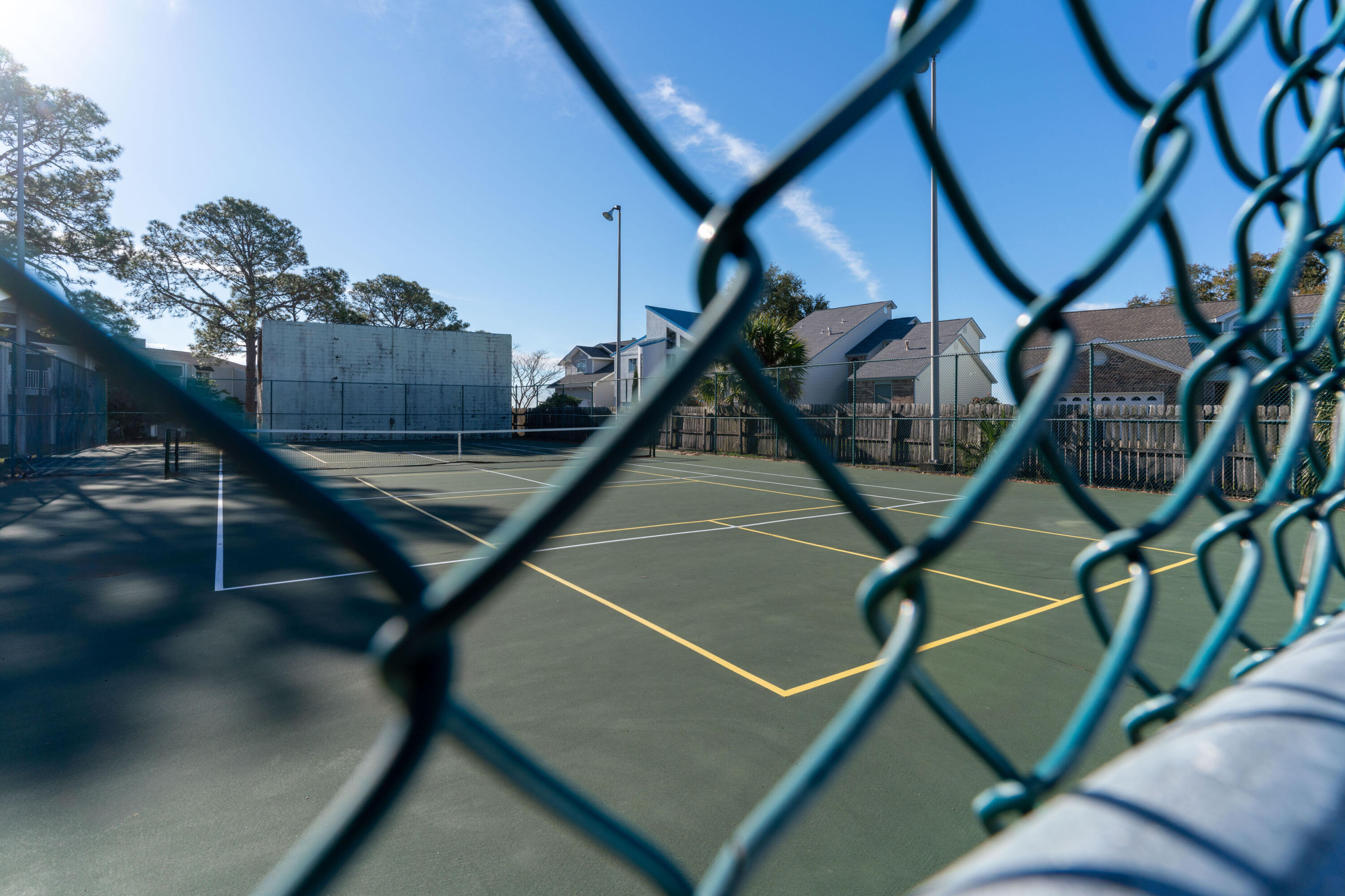 FINISTERRA CONDO - Residential