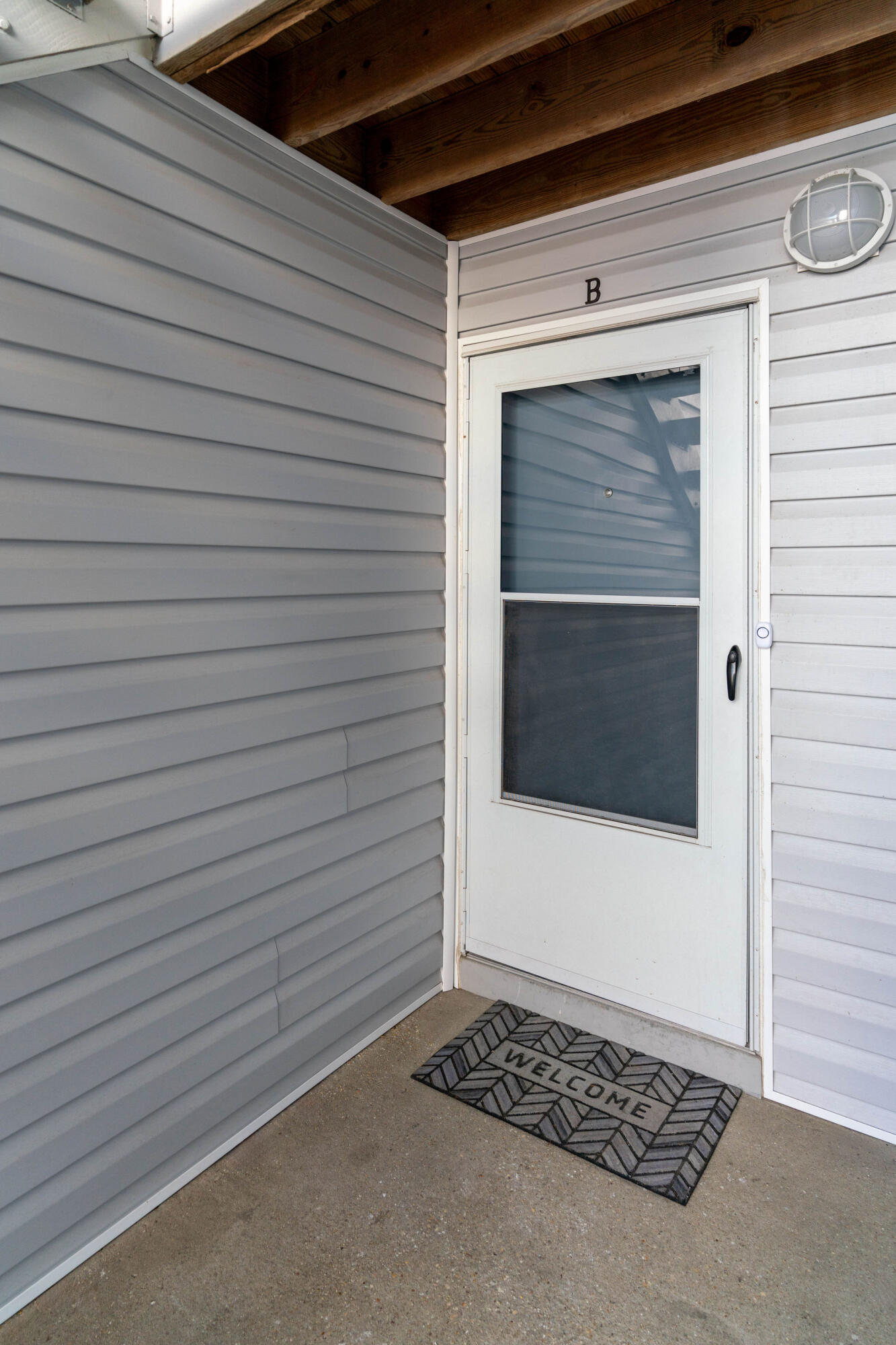 FINISTERRA CONDO - Residential