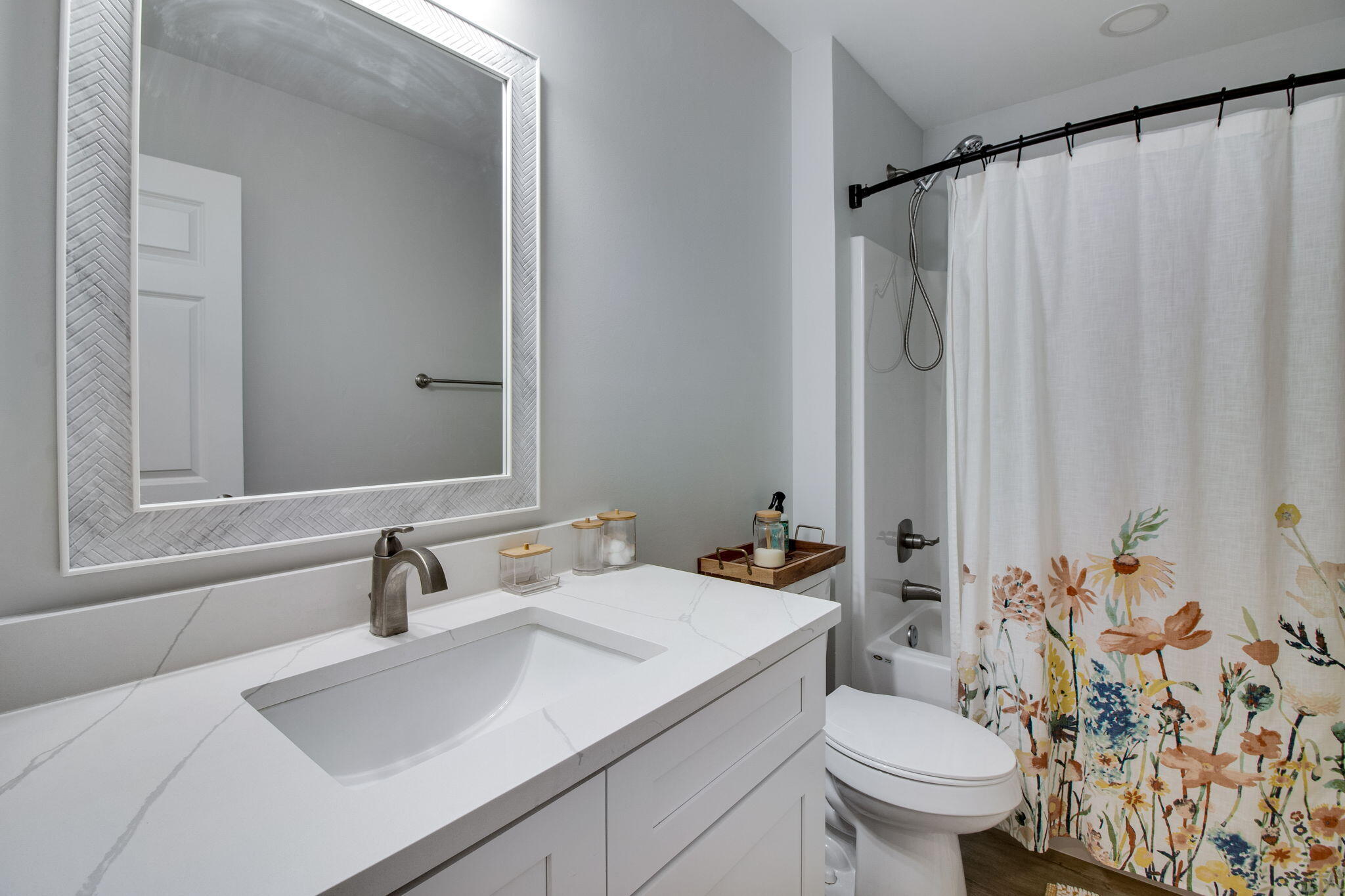 OAKWOOD HILLS UNIT 1 - Residential