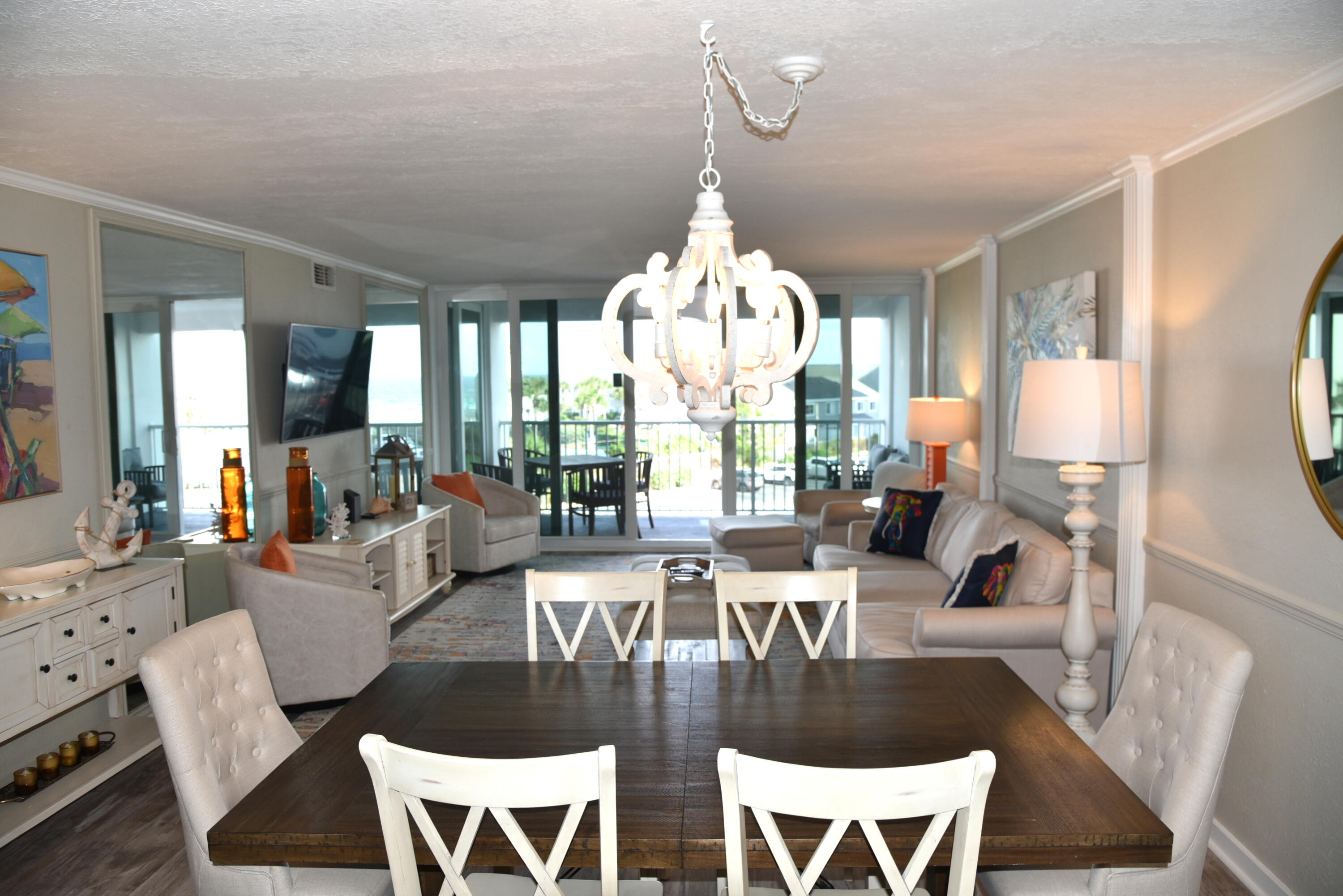 SHORELINE TOWERS - Residential
