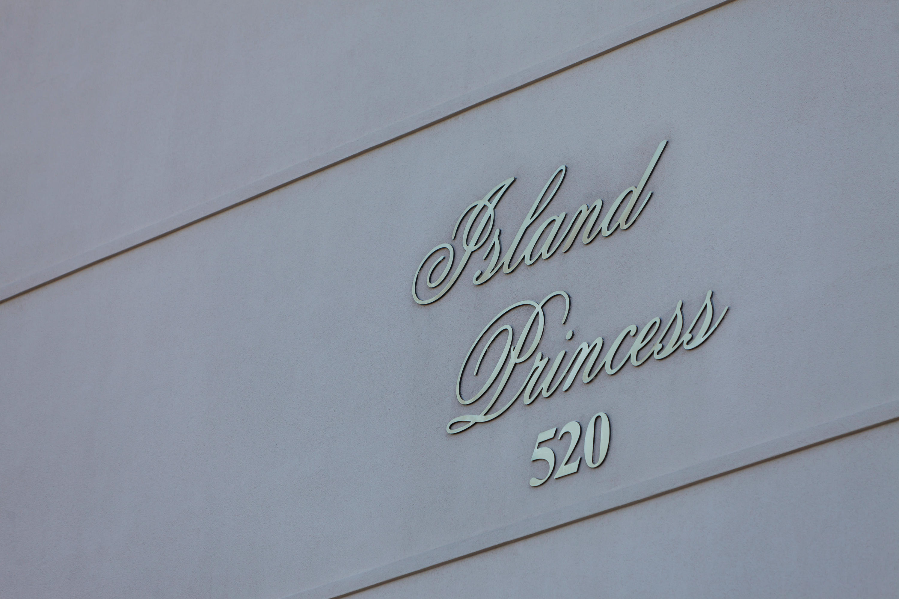 ISLAND PRINCESS - Residential