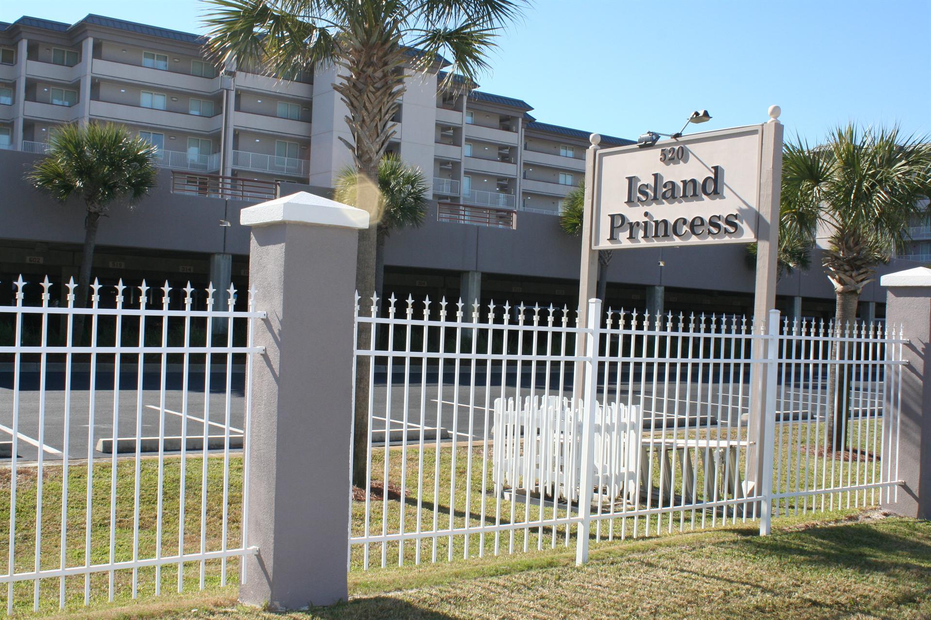 ISLAND PRINCESS - Residential