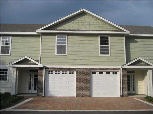 SPACIOUS TOWN HOMES IN THE HEART OF DESTIN! WALKING DISTANCE TO CALHOUN PARK, MCGUIRE'S IRISH PUB, AND SHOPPING. KITCHEN HAS GRANITE COUNTER TOPS, STAINLESS STEEL APPLIANCES & CHERRY FINISHED CABINETS. LIVING/DINING/KITCHEN & BATHROOMS TILED. WOOD FLOORS ON STAIRWAY AND HALL. BEDROOMS UPSTAIRS WITH LAUNDRY ROOM, LIVING AREA AND 1/2 BATH DOWNSTAIRS. STORAGE ROOM ON COVERED BACK PATIO AND UNDER STAIRWAY. ALL BEDROOMS HAVE WALK-IN CLOSETS BATHROOMS CONTAIN DOUBLE VANITIES.SINGLE CAR GARAGE AND COMMUNITY POOL!NO SMOKING.
