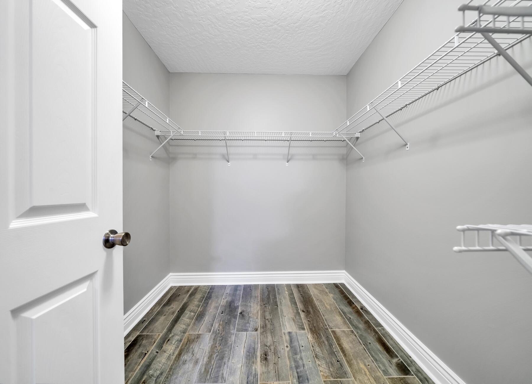 NAVARRE S/D 2ND ADDN - Residential