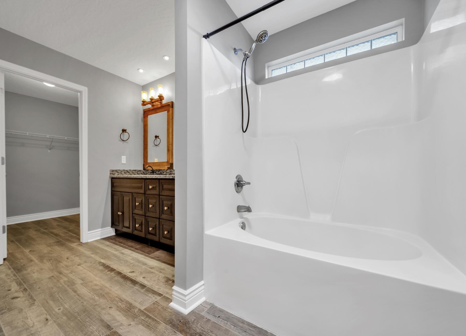 NAVARRE S/D 2ND ADDN - Residential