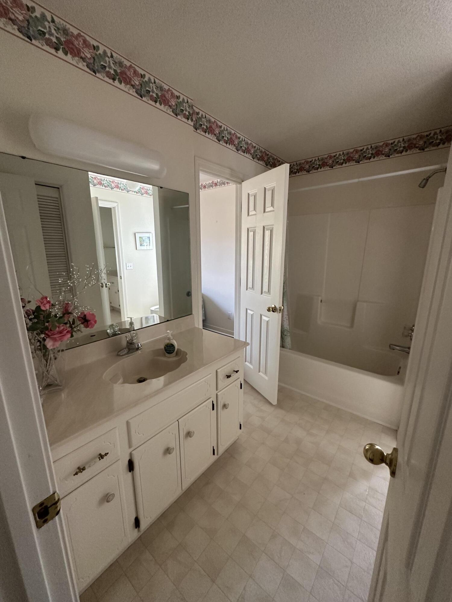 INDIAN SHORES PH 3 - Residential