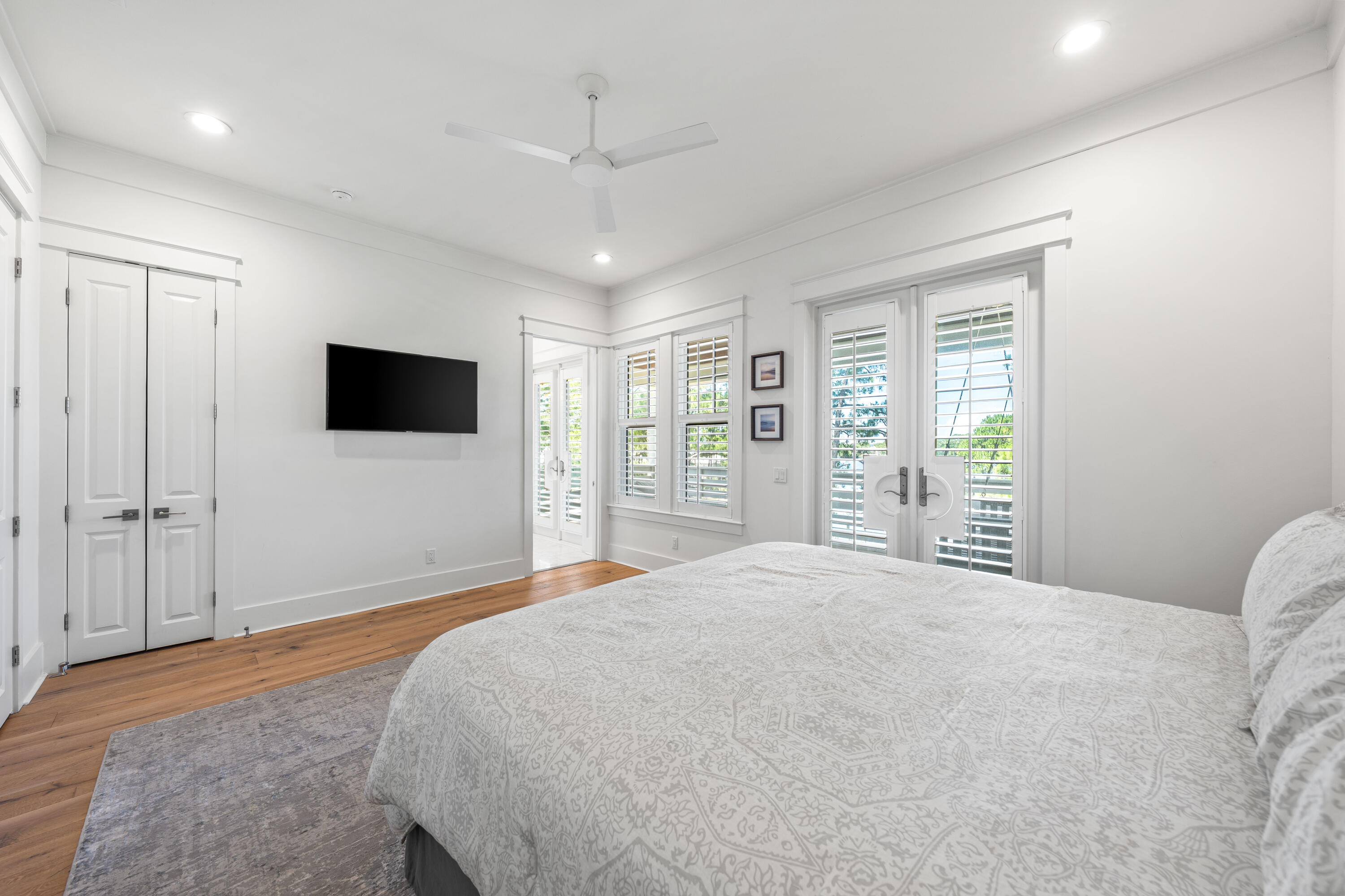 LAKEWOOD OF SEAGROVE BEACH - Residential