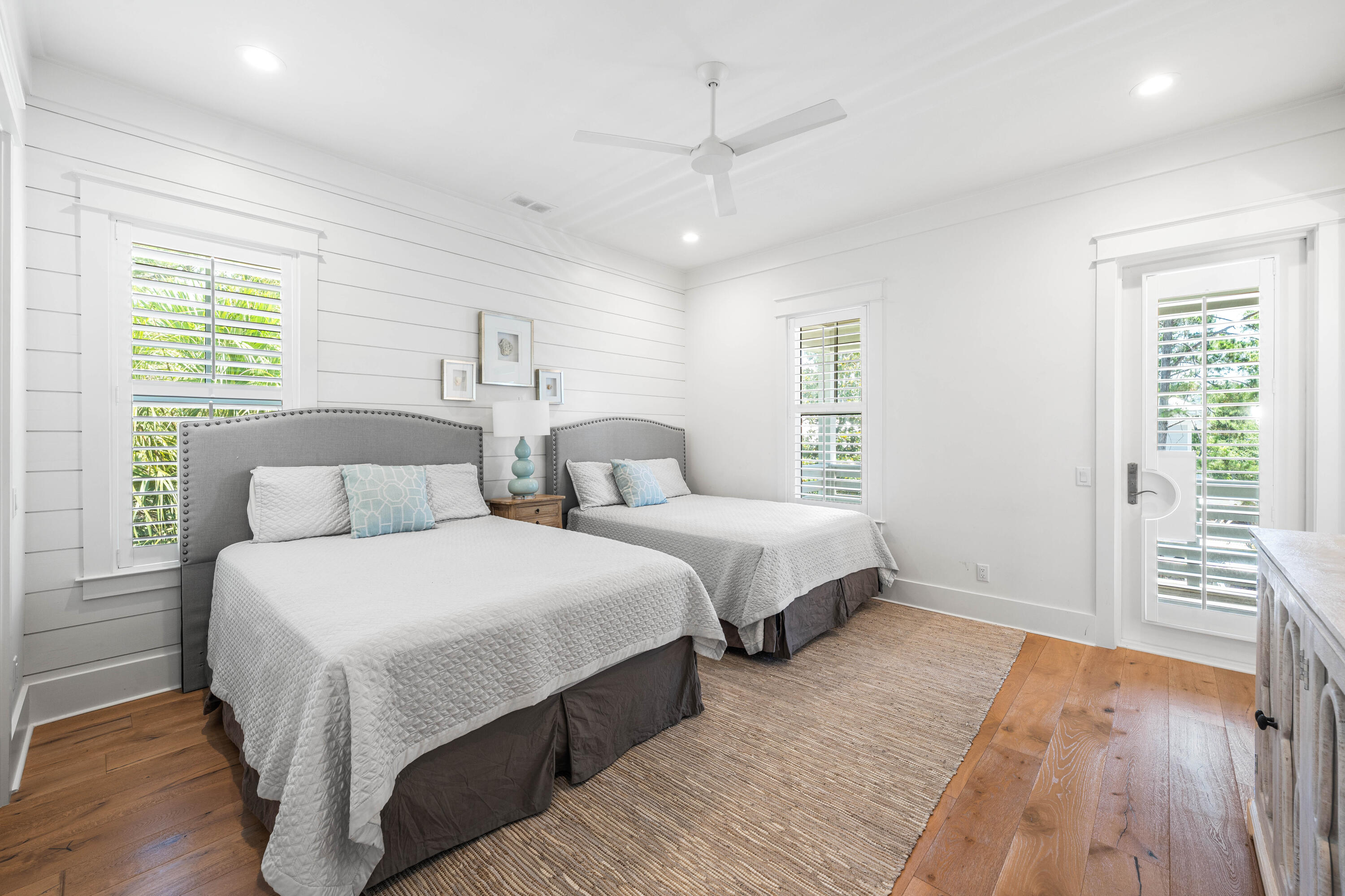 LAKEWOOD OF SEAGROVE BEACH - Residential