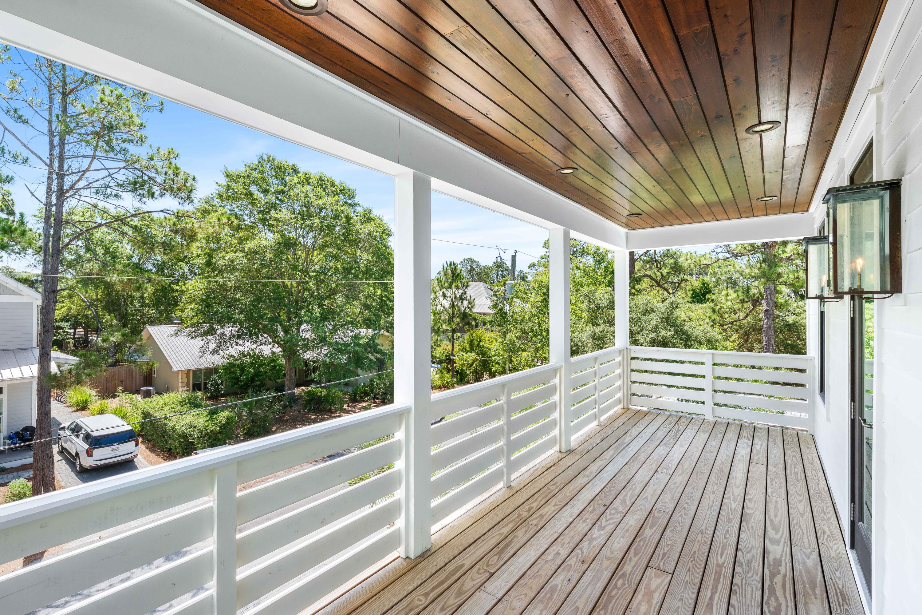LAKEWOOD OF SEAGROVE BEACH - Residential