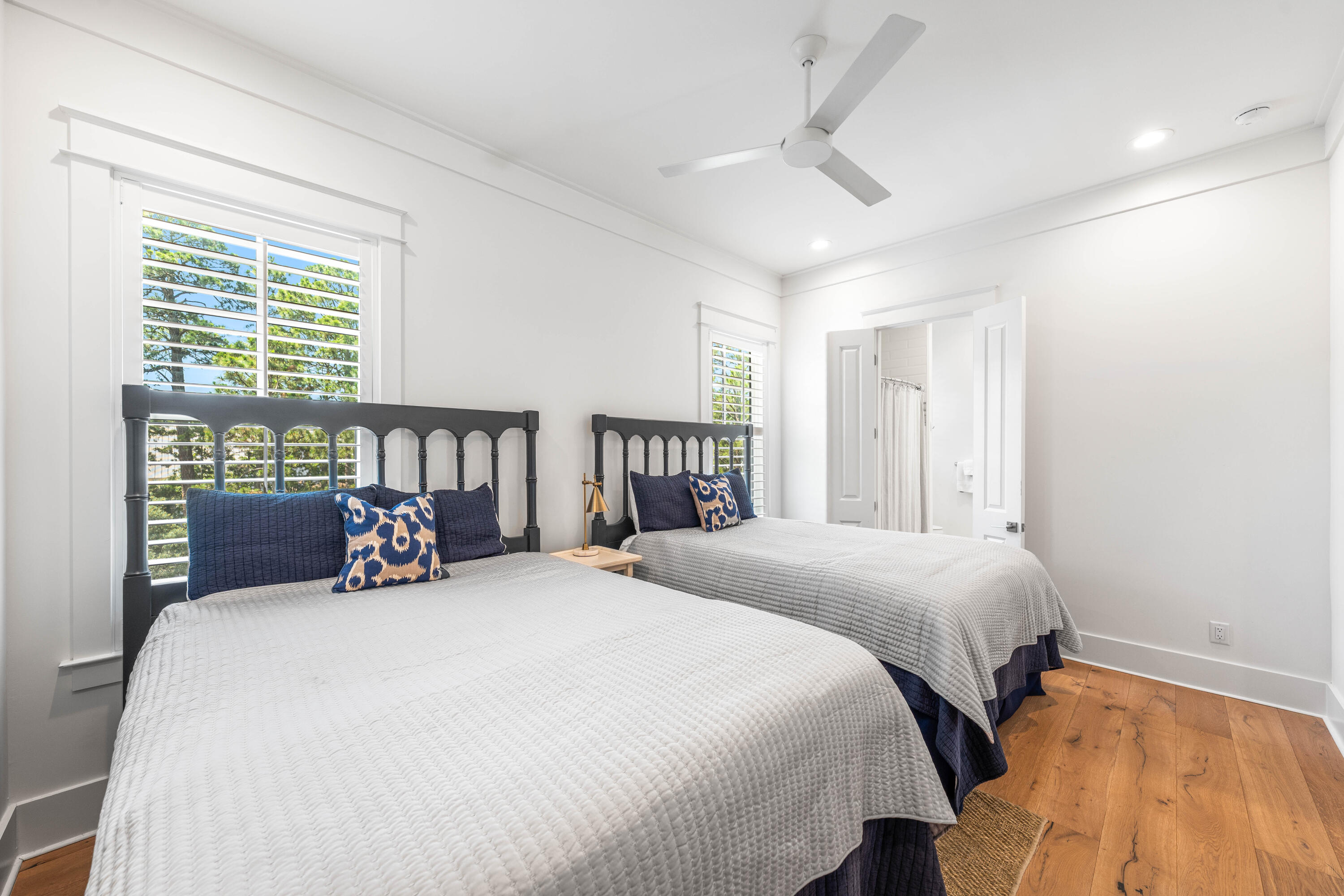 LAKEWOOD OF SEAGROVE BEACH - Residential