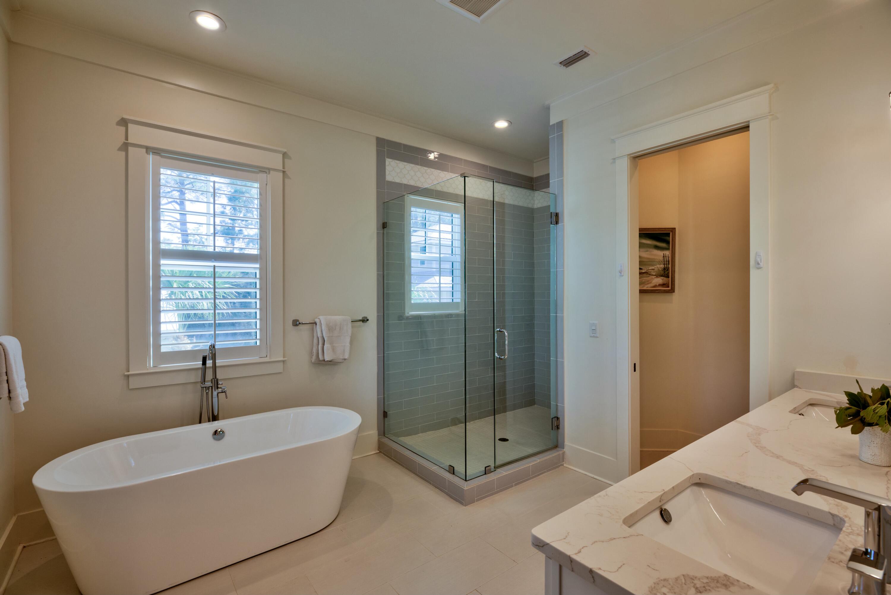LAKEWOOD OF SEAGROVE BEACH - Residential