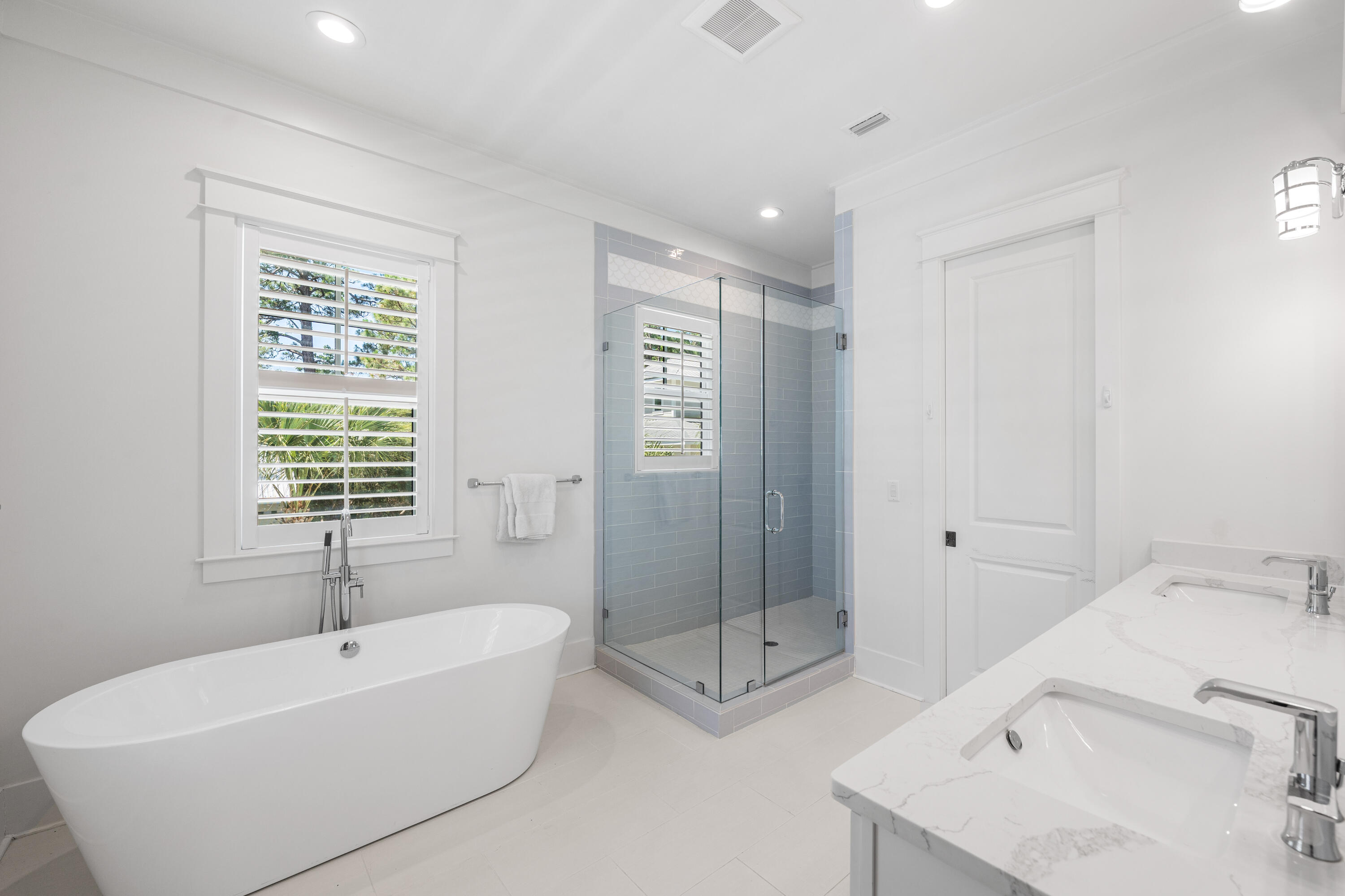 LAKEWOOD OF SEAGROVE BEACH - Residential