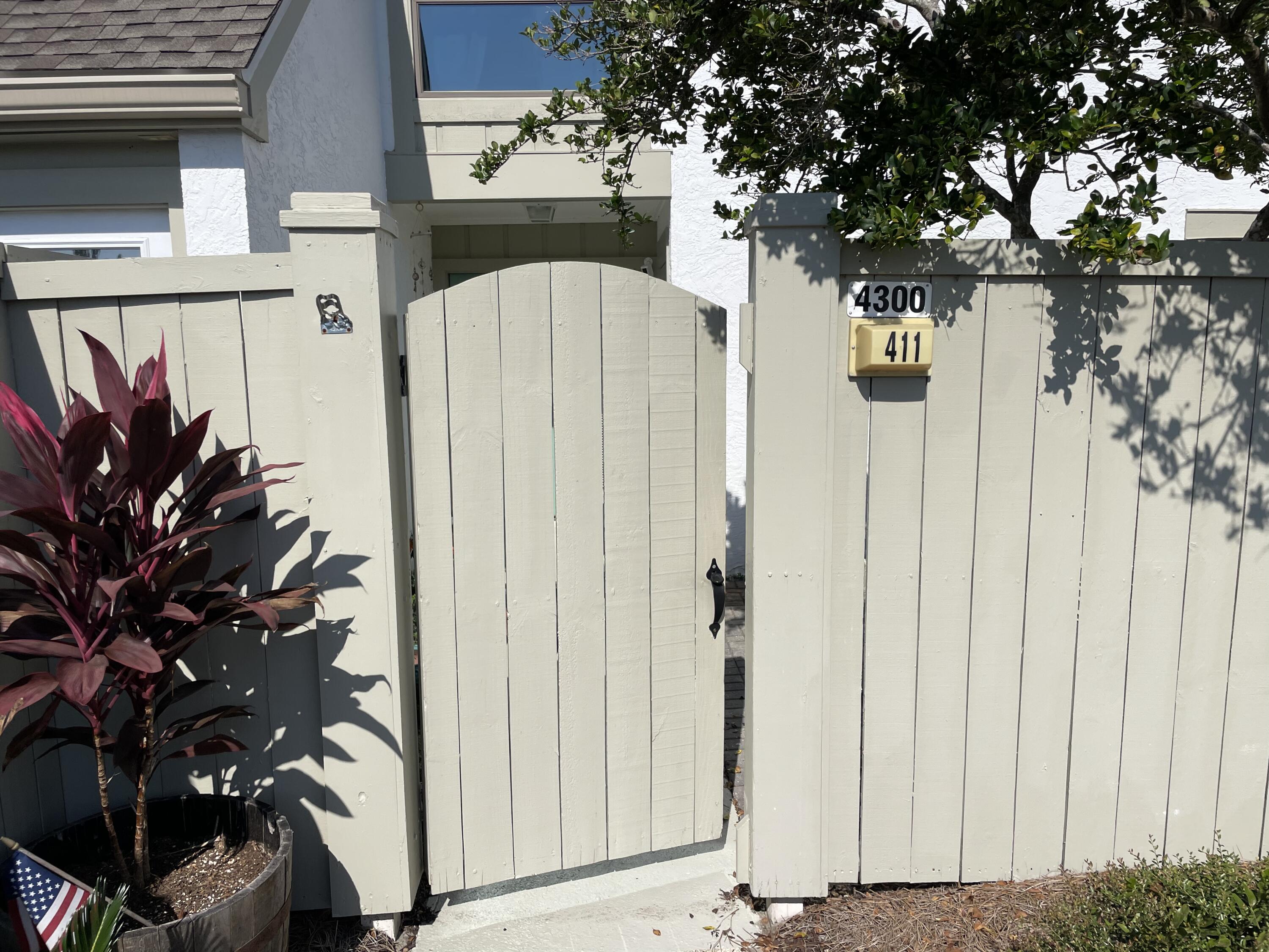 Bay Point Villas 1 - Residential