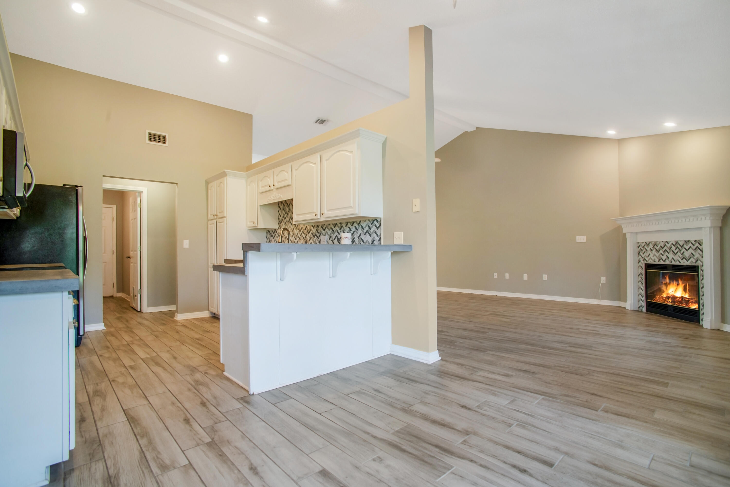 FOXWOOD ESTATES 2 - Residential