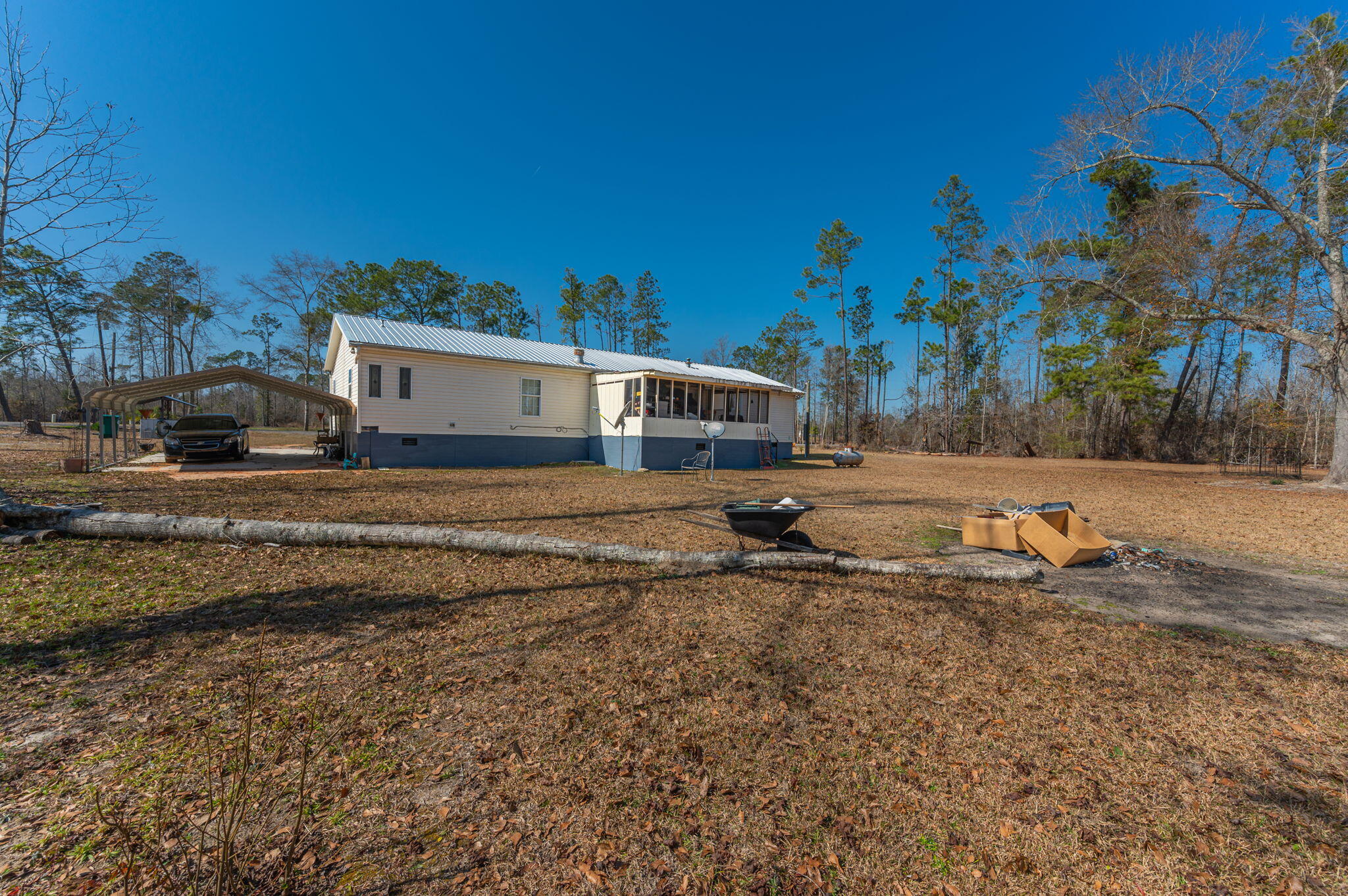 NO RECORDED SUBDIVISION - Residential