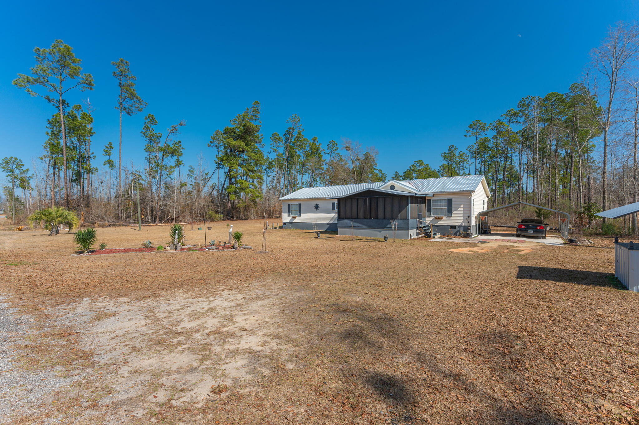 NO RECORDED SUBDIVISION - Residential