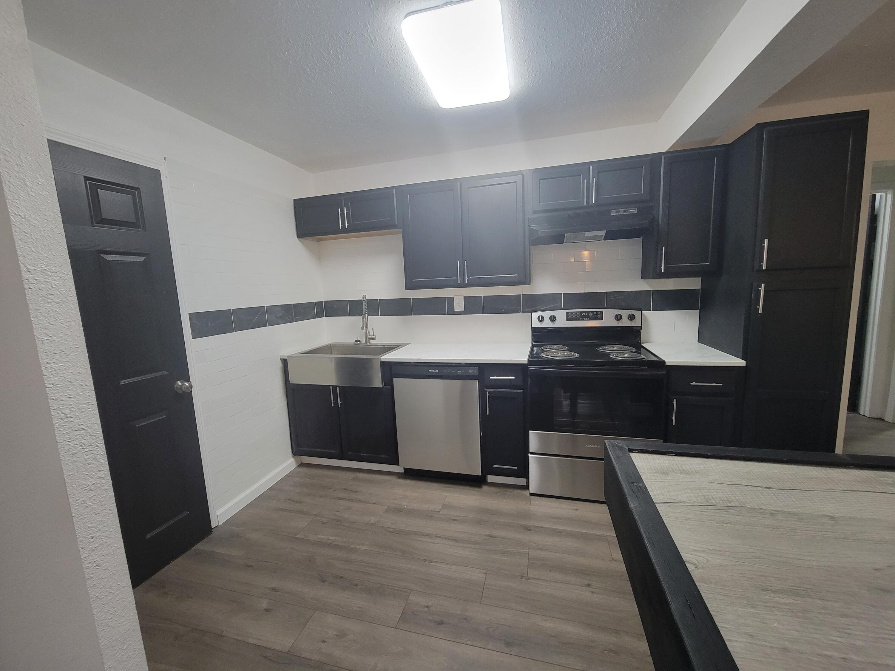 KAM AKERS - Residential