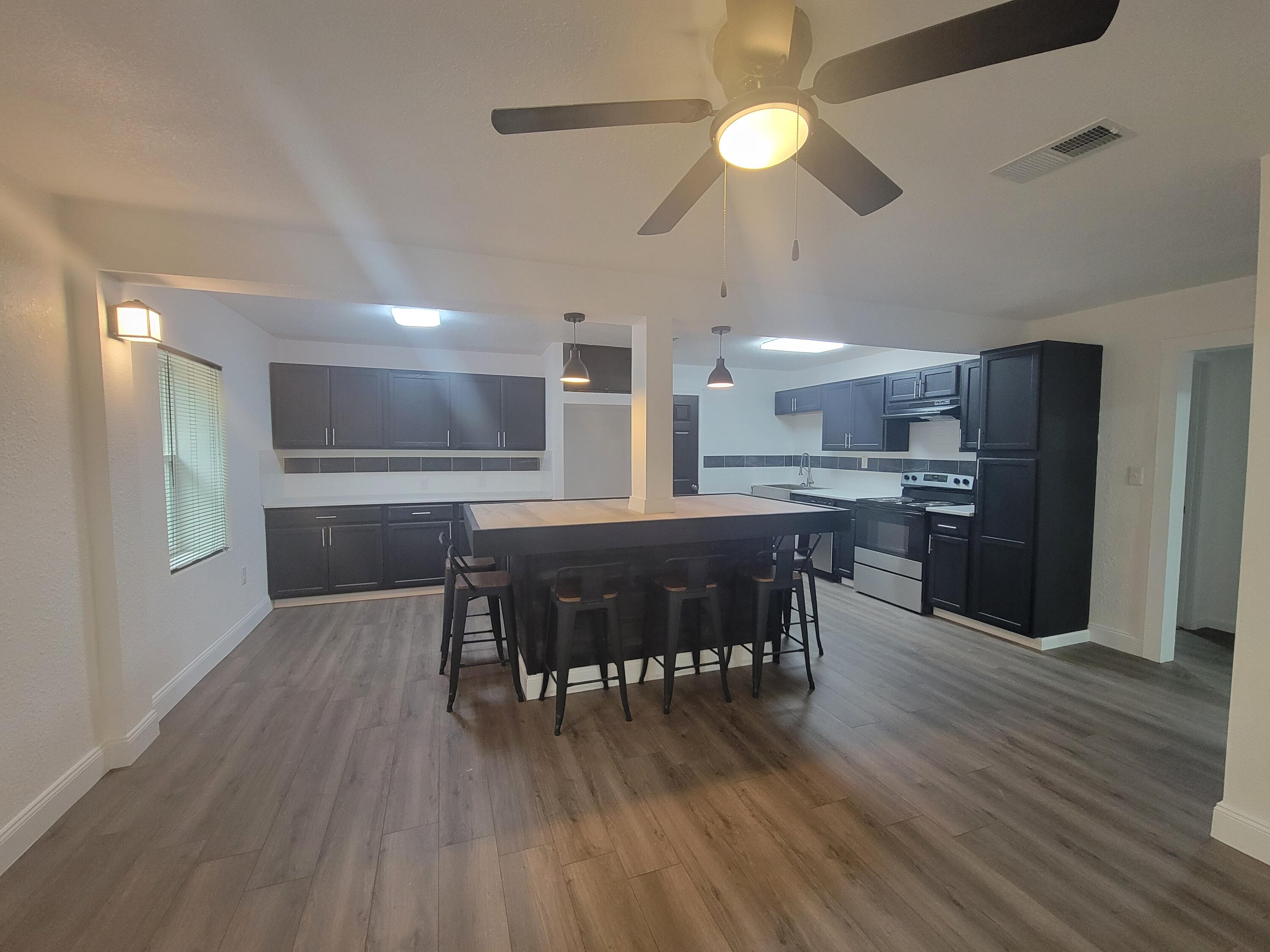 KAM AKERS - Residential