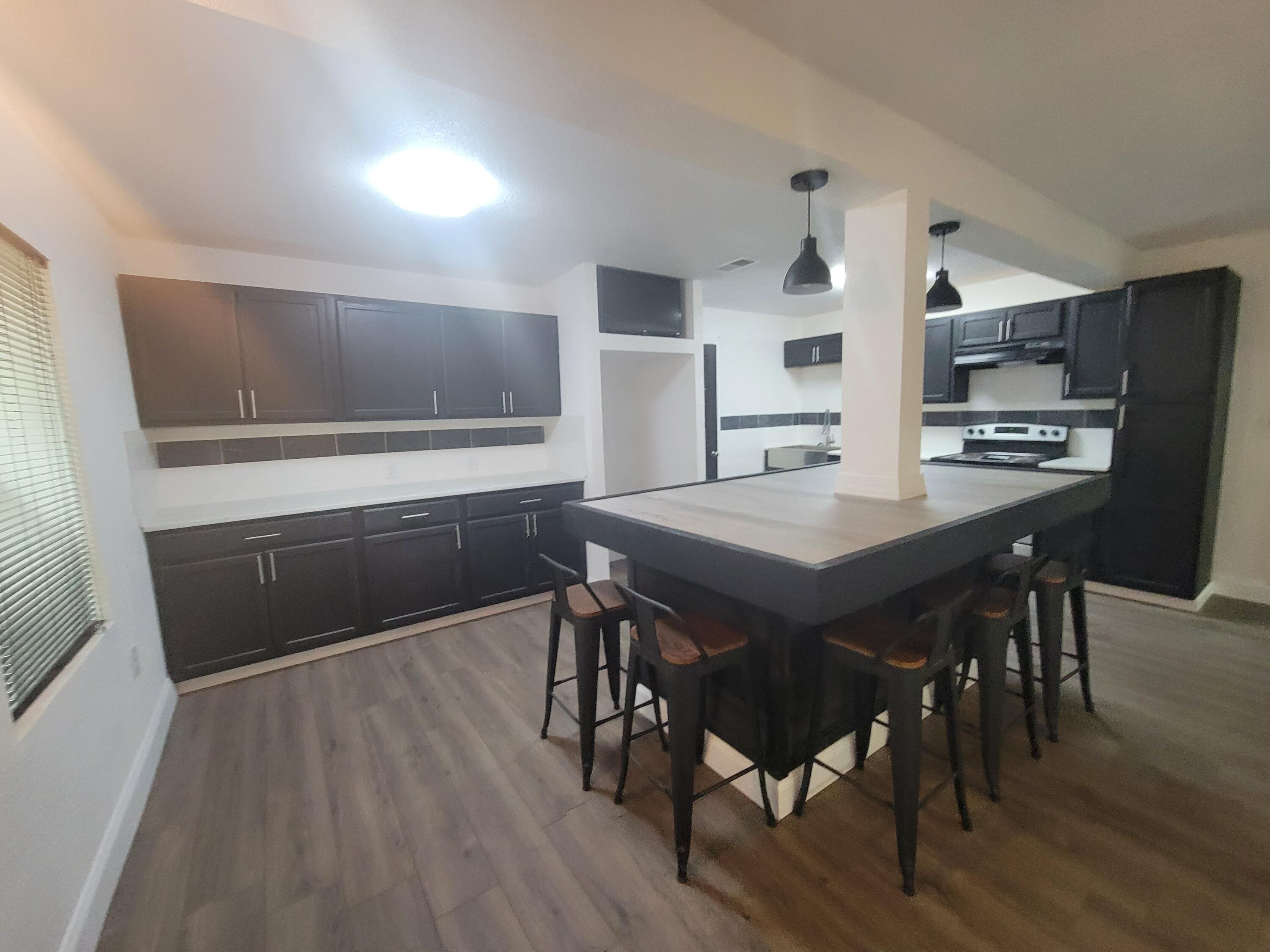 KAM AKERS - Residential