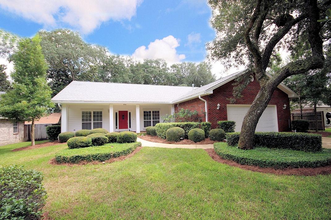 LANCASTER ESTATES - Residential