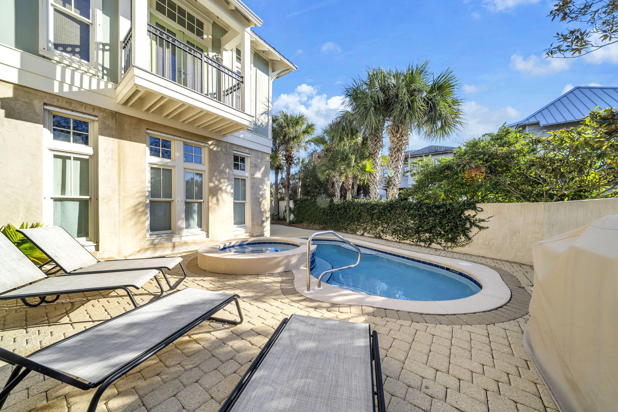 SEAGROVE - Residential