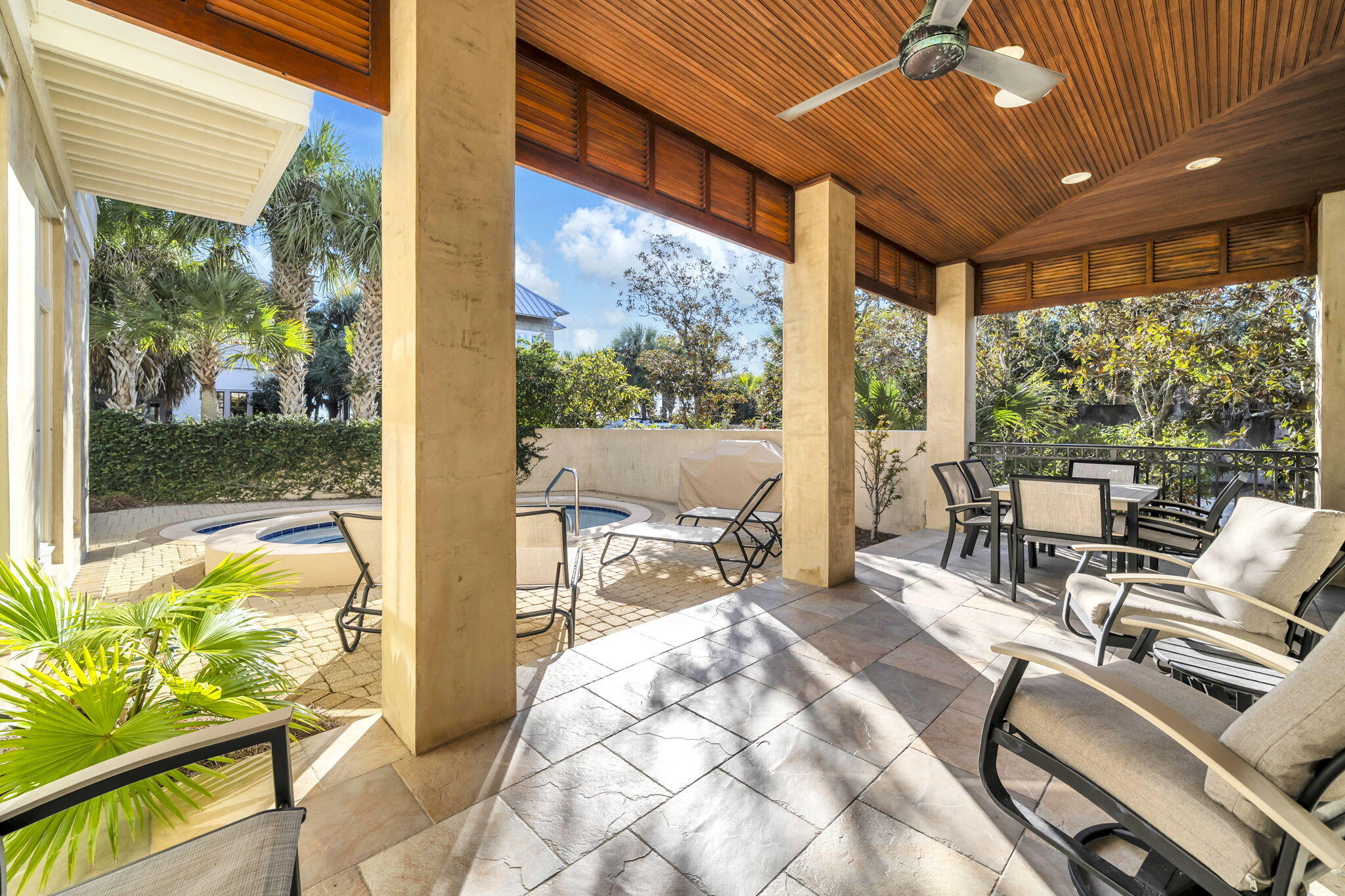 SEAGROVE - Residential