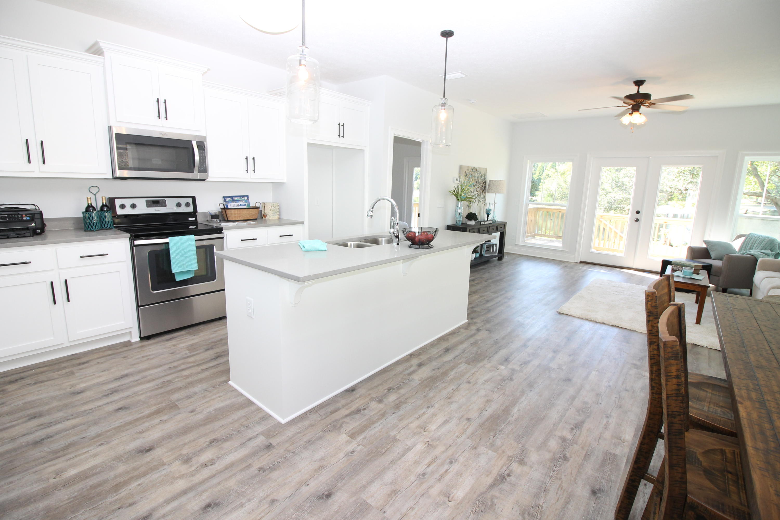 Lakeshore Landings - Residential