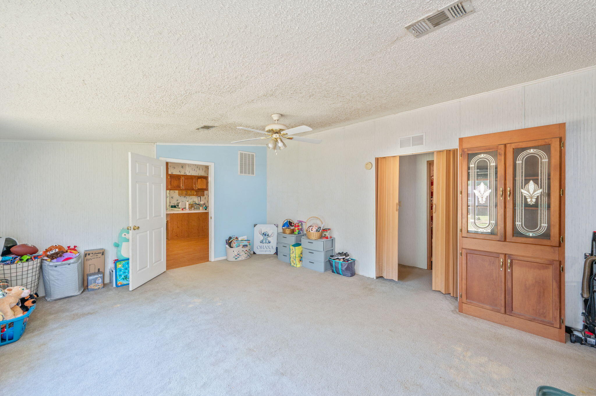 OAKWOOD LAKES ESTATES - Residential