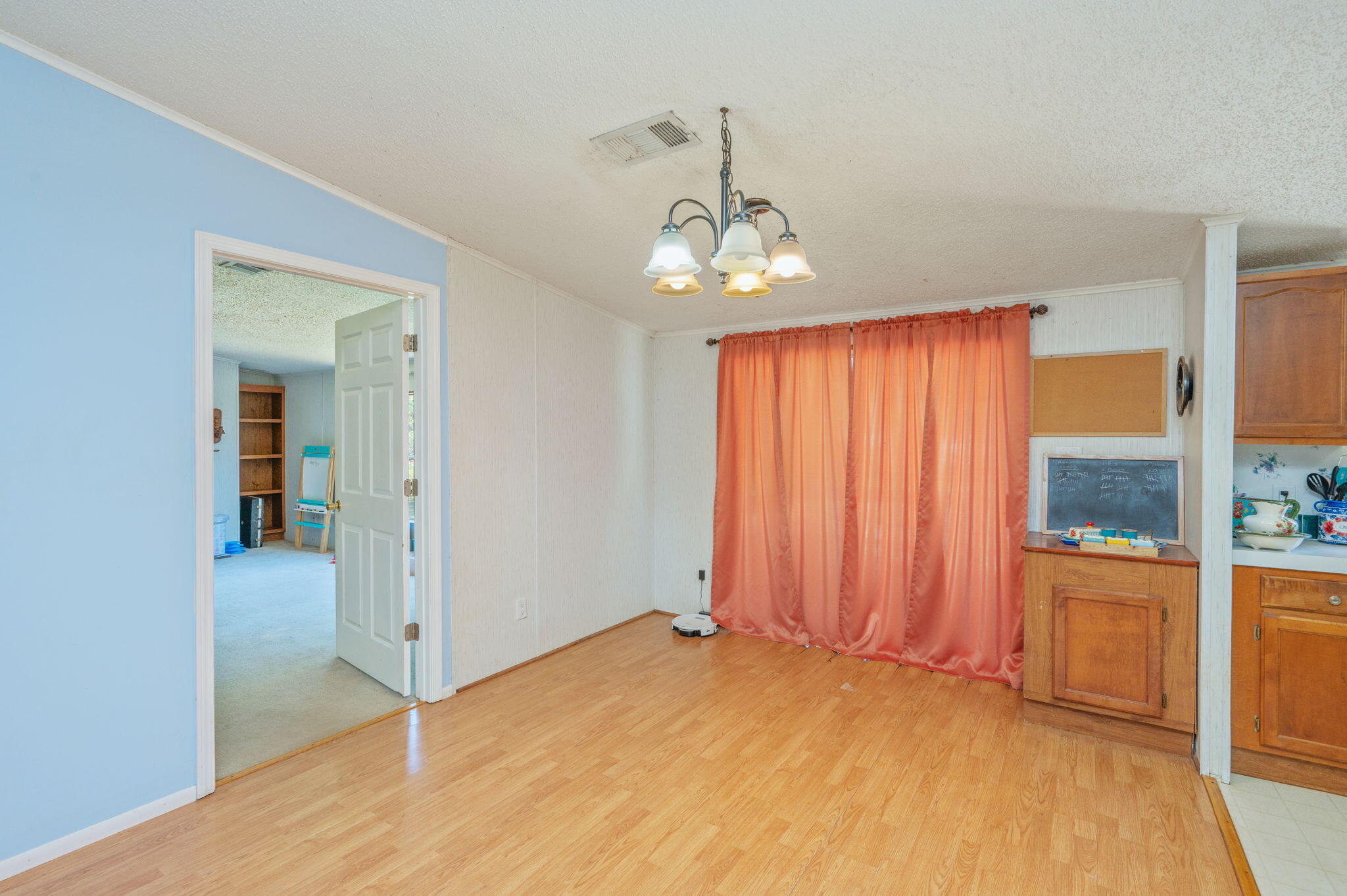 OAKWOOD LAKES ESTATES - Residential