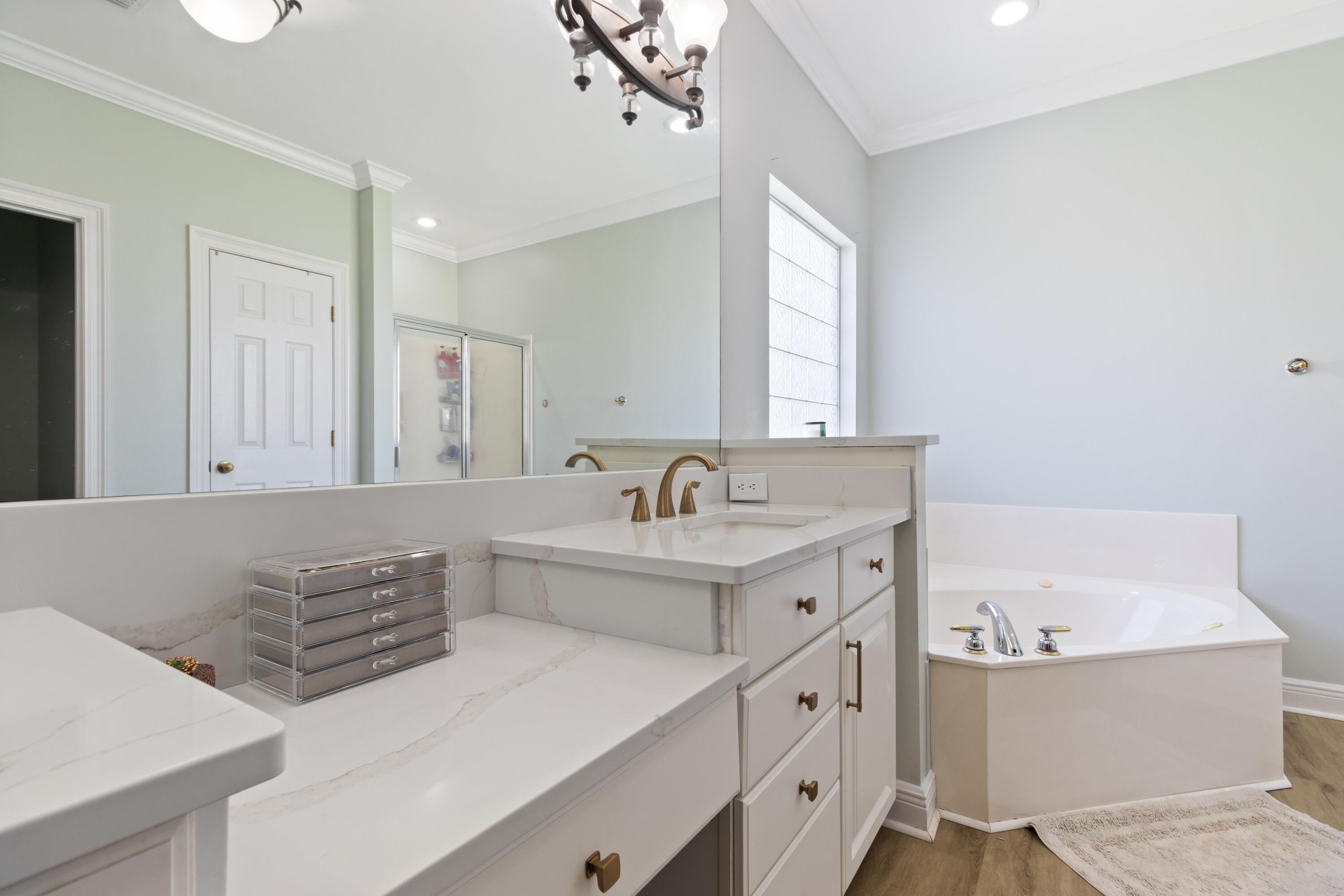 HOLIDAY SHORES ESTATES - Residential