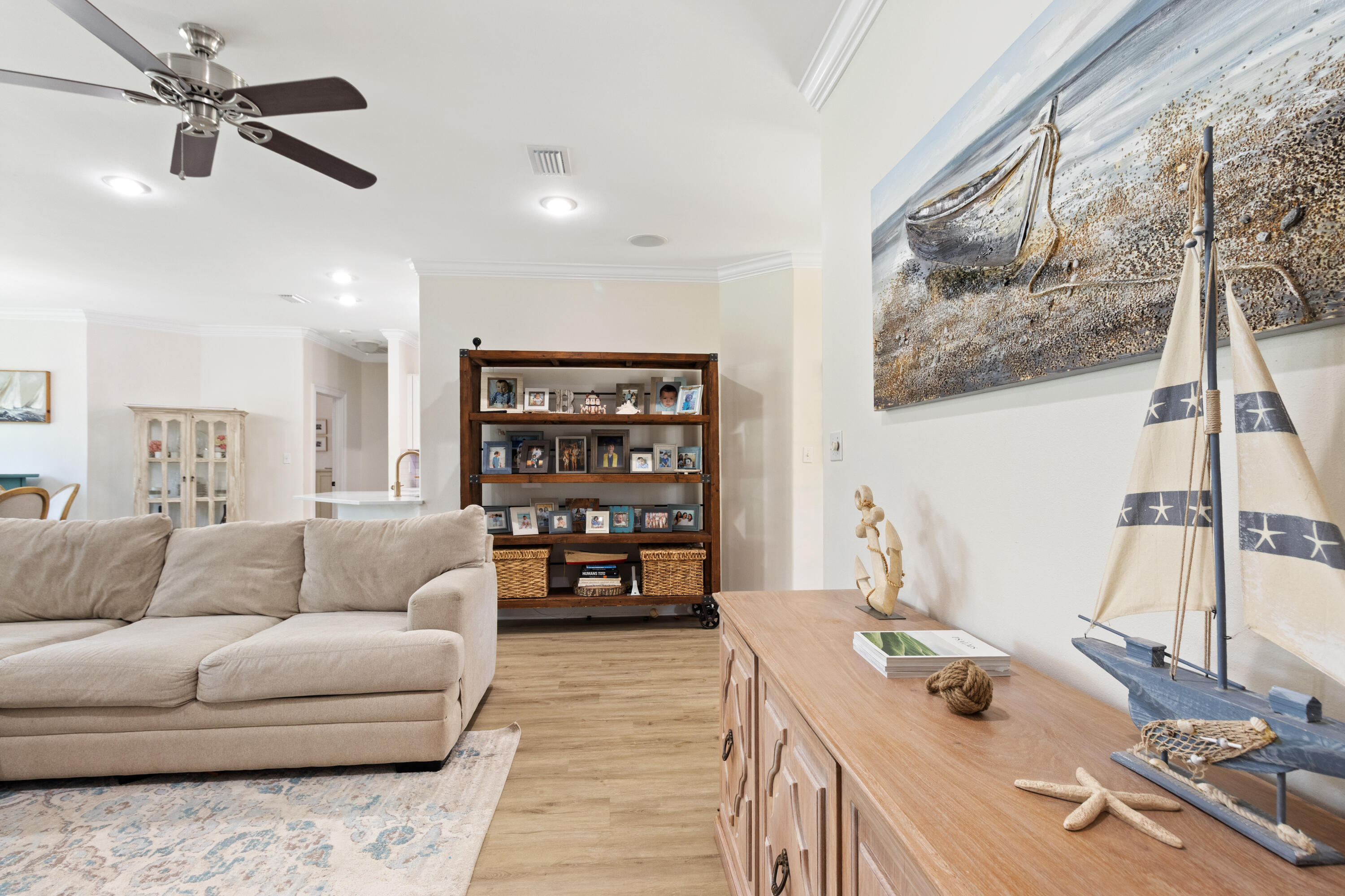 HOLIDAY SHORES ESTATES - Residential