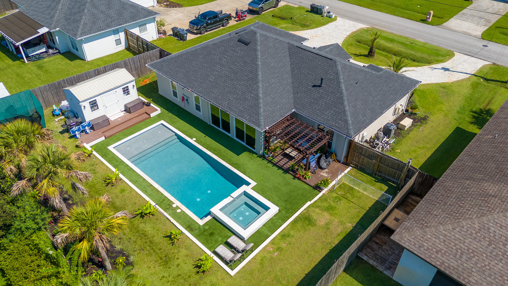 HOLIDAY SHORES ESTATES - Residential